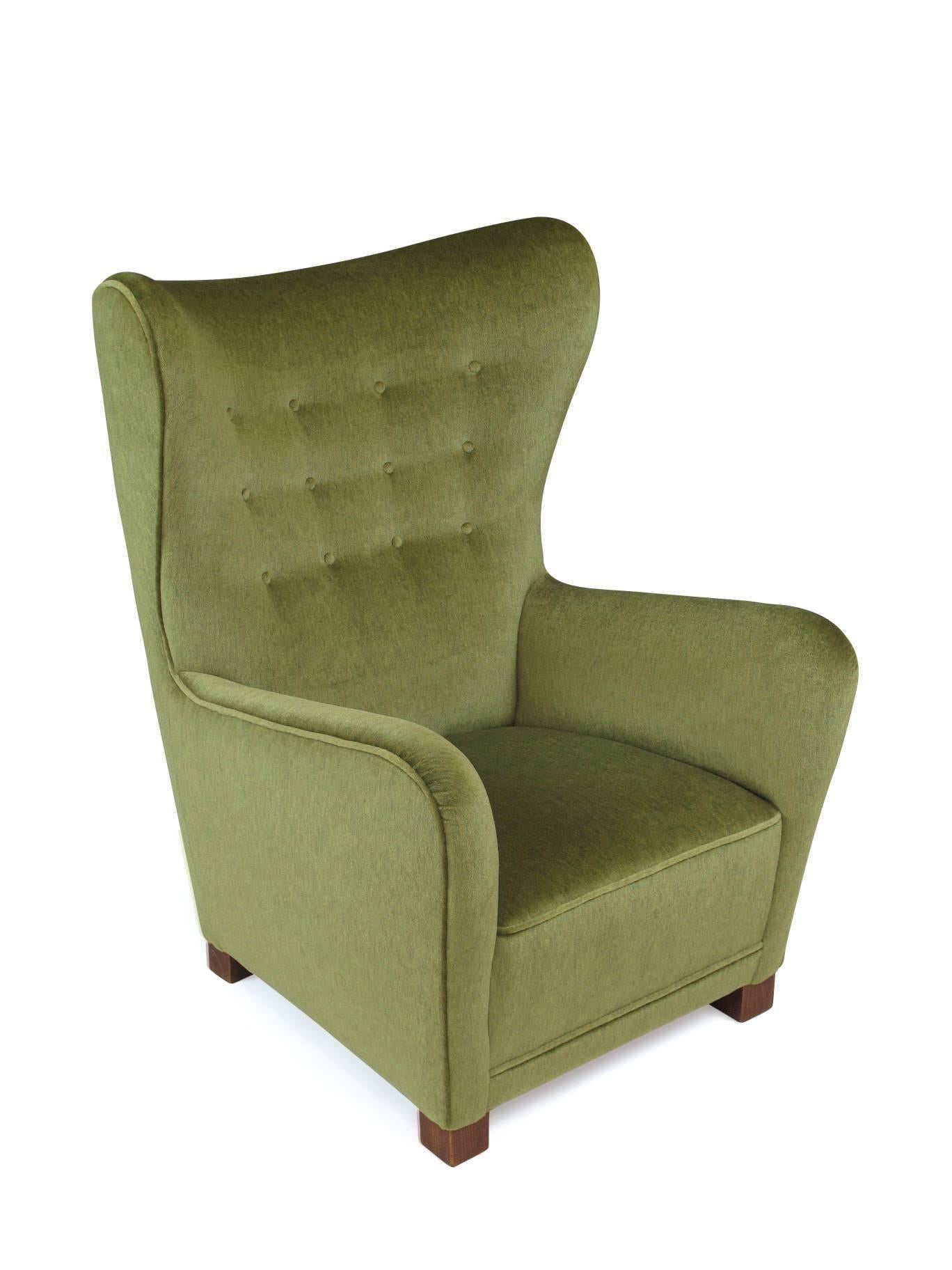 high back green chair