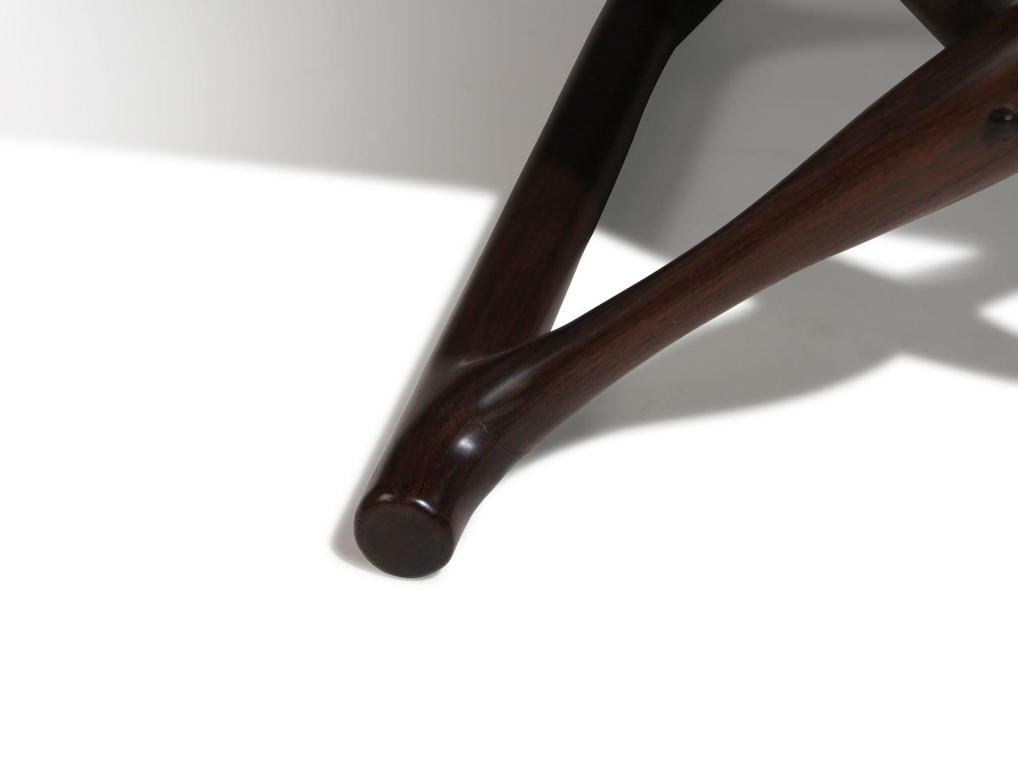 Tabouret pliant en bois de rose brésilien et cuir de Poul Hundevad, époque ancienne Excellent état - En vente à Oakland, CA