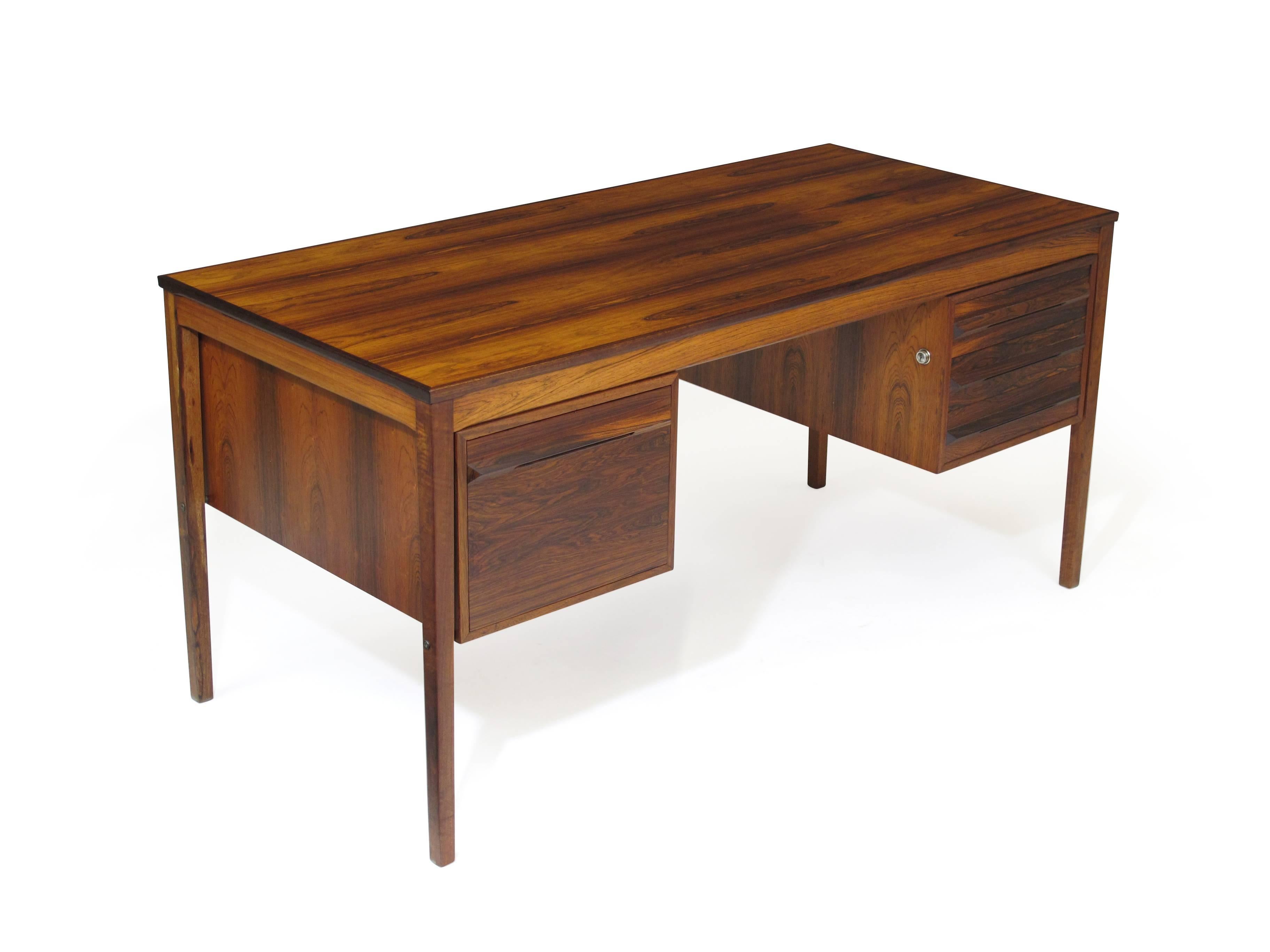 Haug Snekkeri Midcentury Rosewood Desk with Filing Cabinet 1
