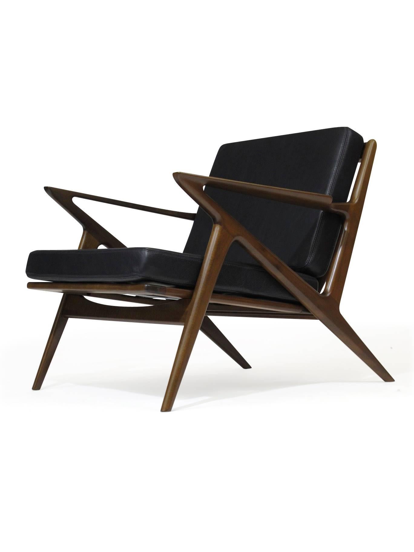 Leather Pair of Midcentury Selig 'Z' Lounge Chairs by Poul Jensen