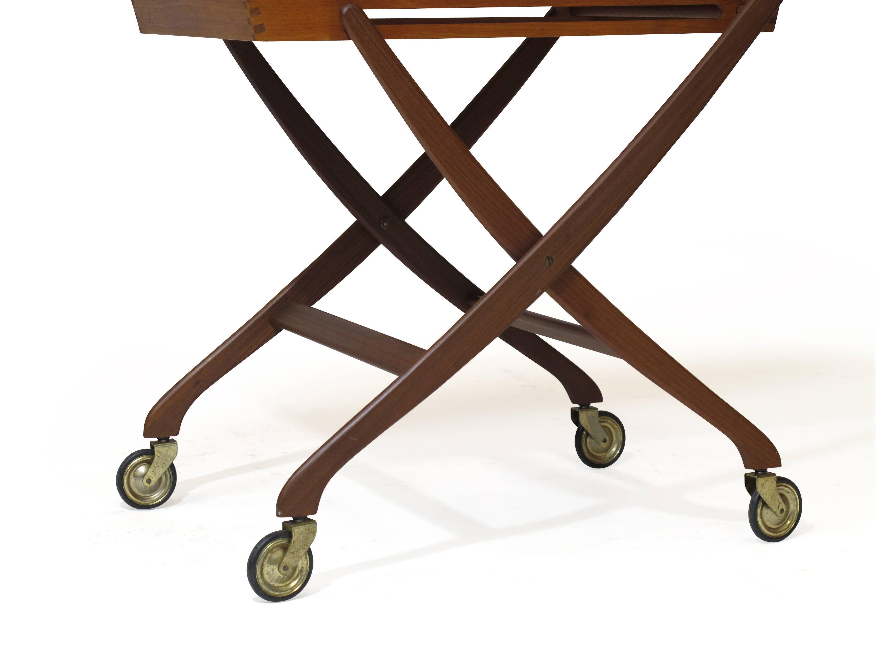 folding serving cart