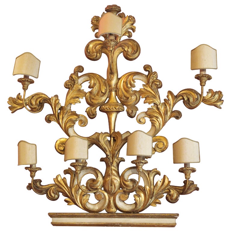 Italian 19th Century Carved White Lacquer and Giltwood Eight-Light Sconce