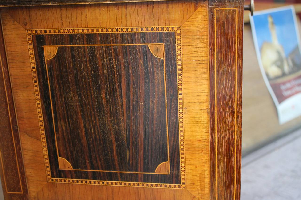 Louis XVI Mahogany and Walnut Wood Veneer Narrow Night Stand with Folding Door In Good Condition In Firenze, IT
