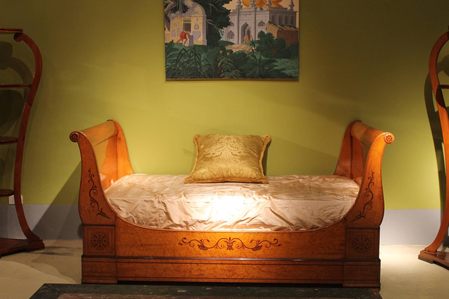 19th Century European Bed For Sale at 1stdibs