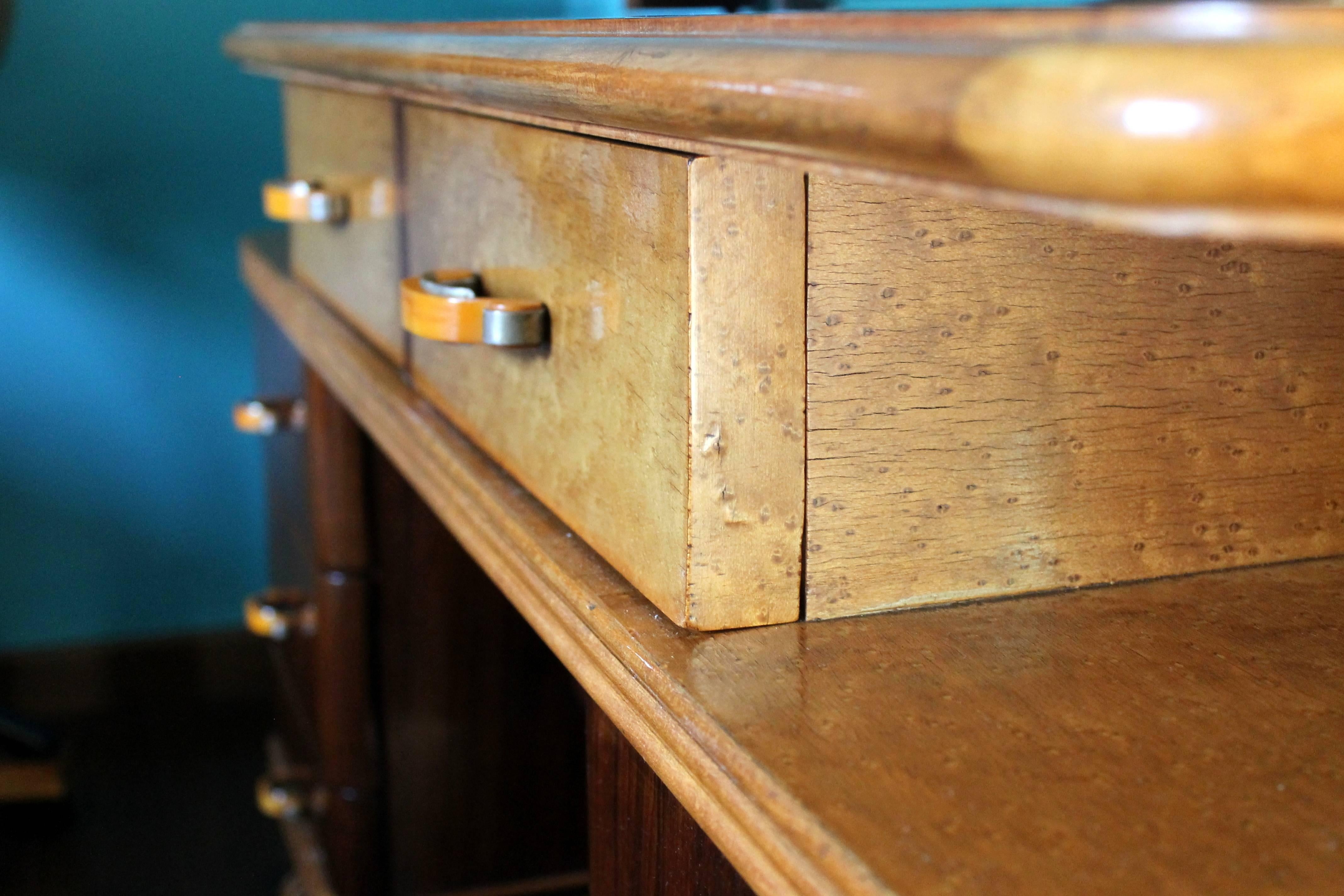 Art Deco Vanity Veneer Rosewood and Maple with Bakelite Handles, Italy, 1930s In Good Condition For Sale In Firenze, IT