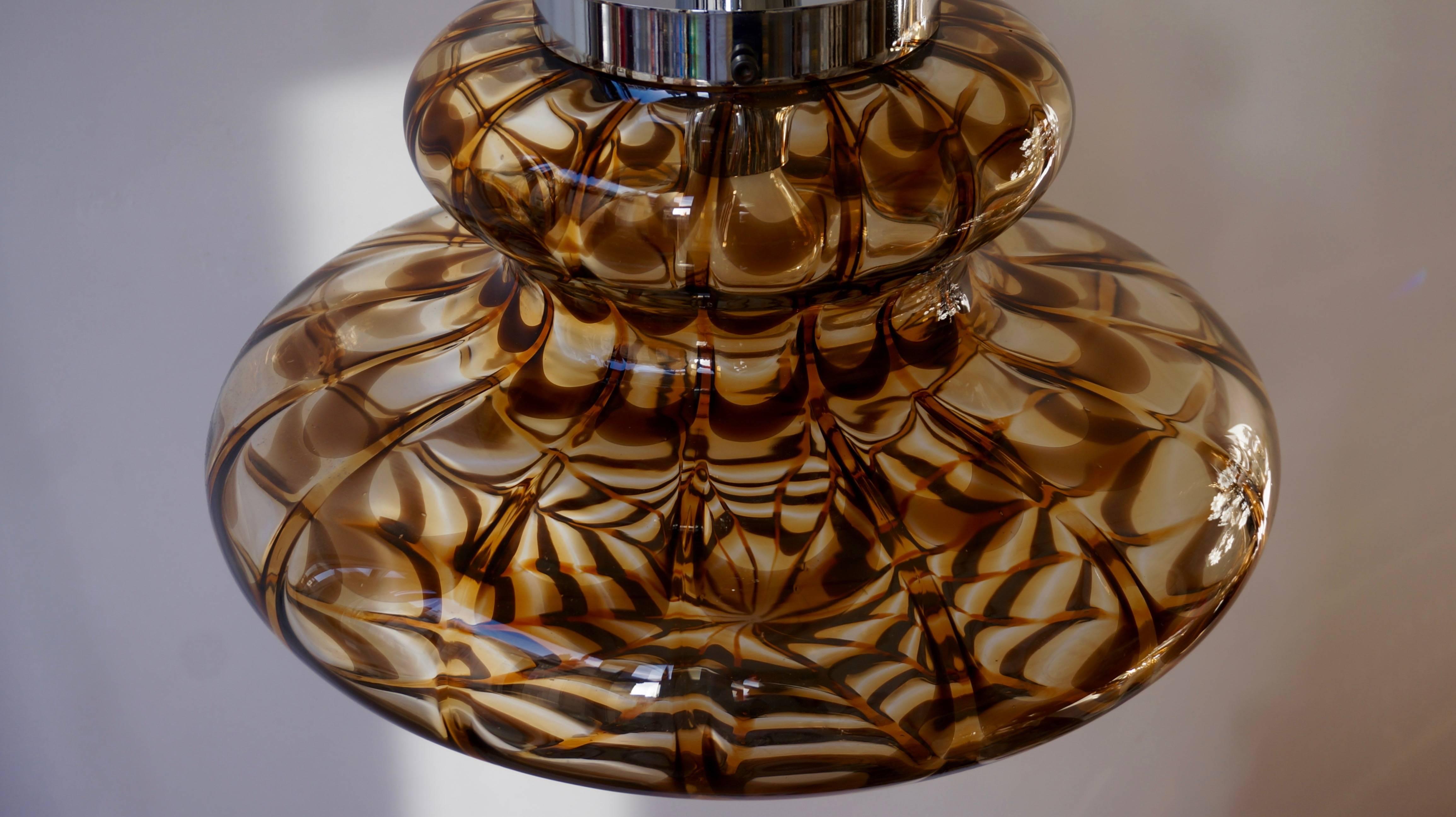 20ième siècle Lampe pendante en verre de Murano en vente