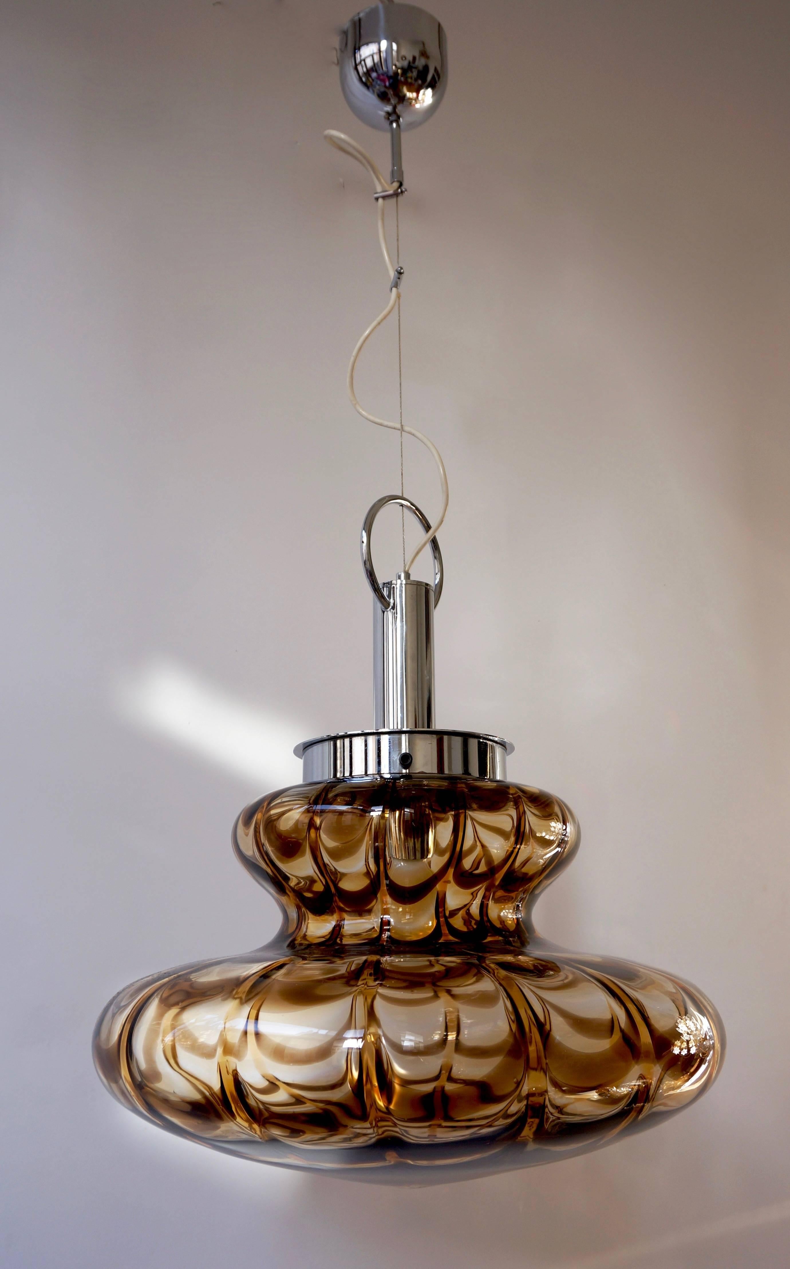 Ère spatiale Lampe pendante en verre de Murano en vente