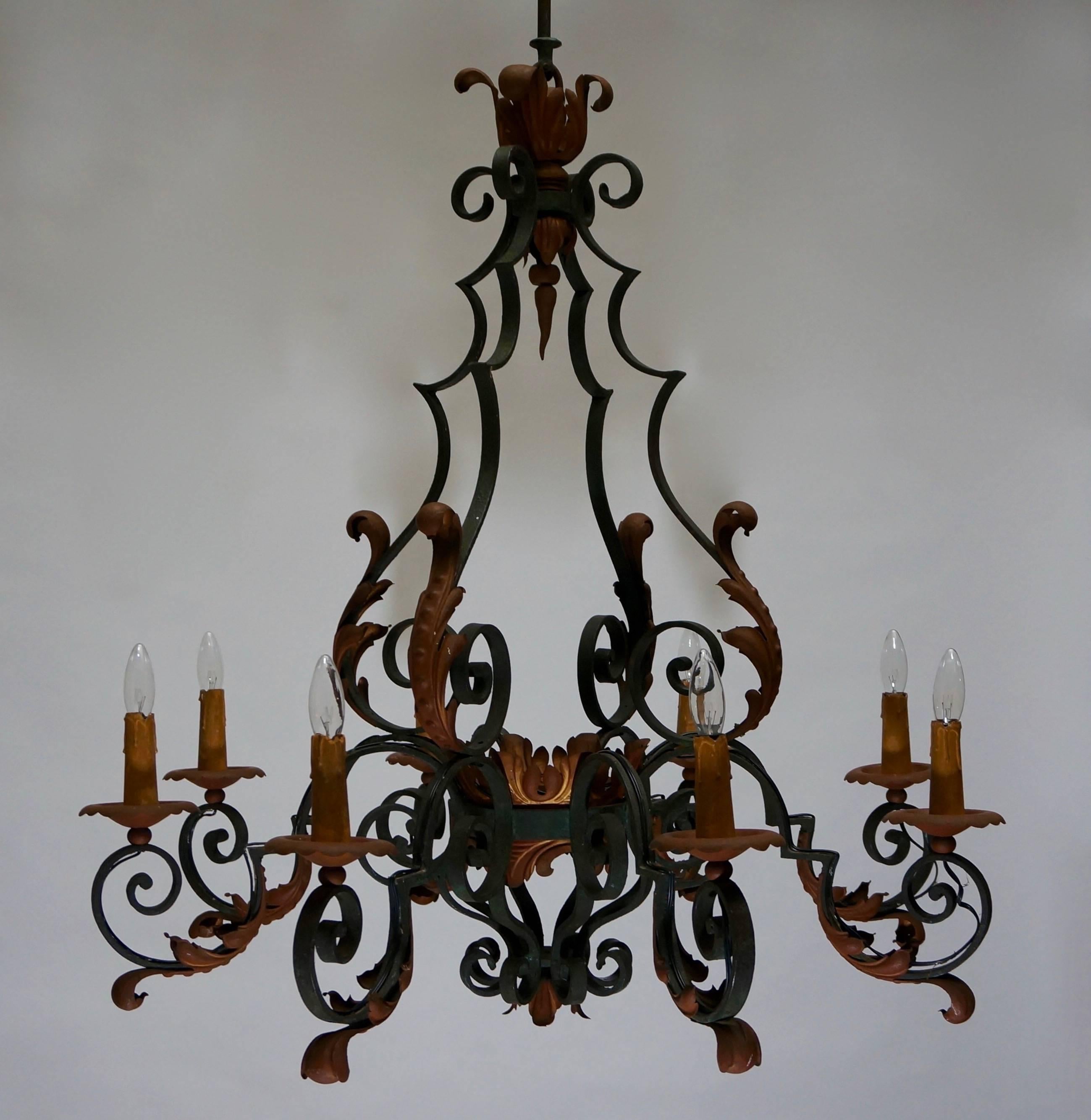 French Eight-Light Wrought Iron Chandelier In Good Condition In Antwerp, BE