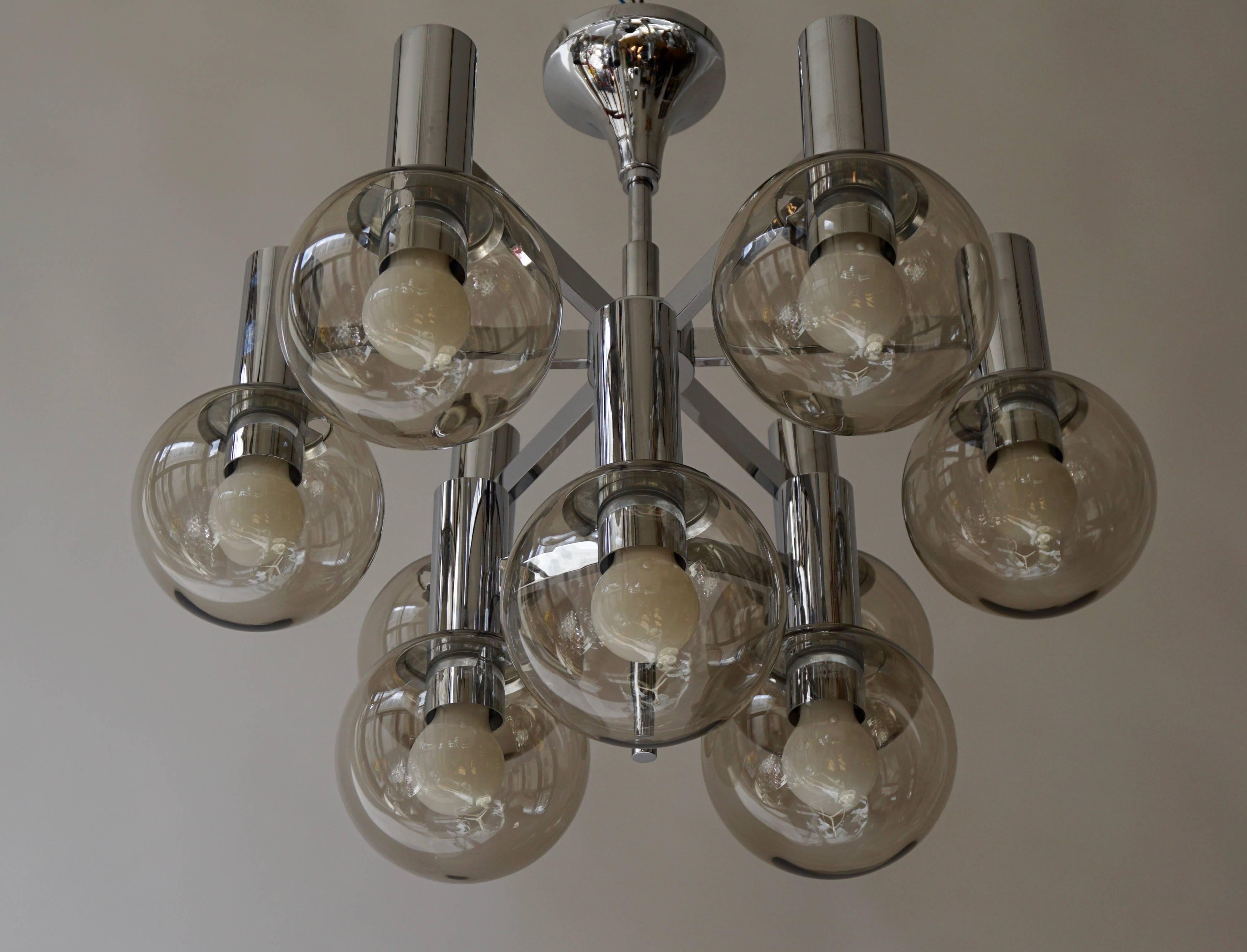 Italian Murano Glass Chandelier In Excellent Condition In Antwerp, BE