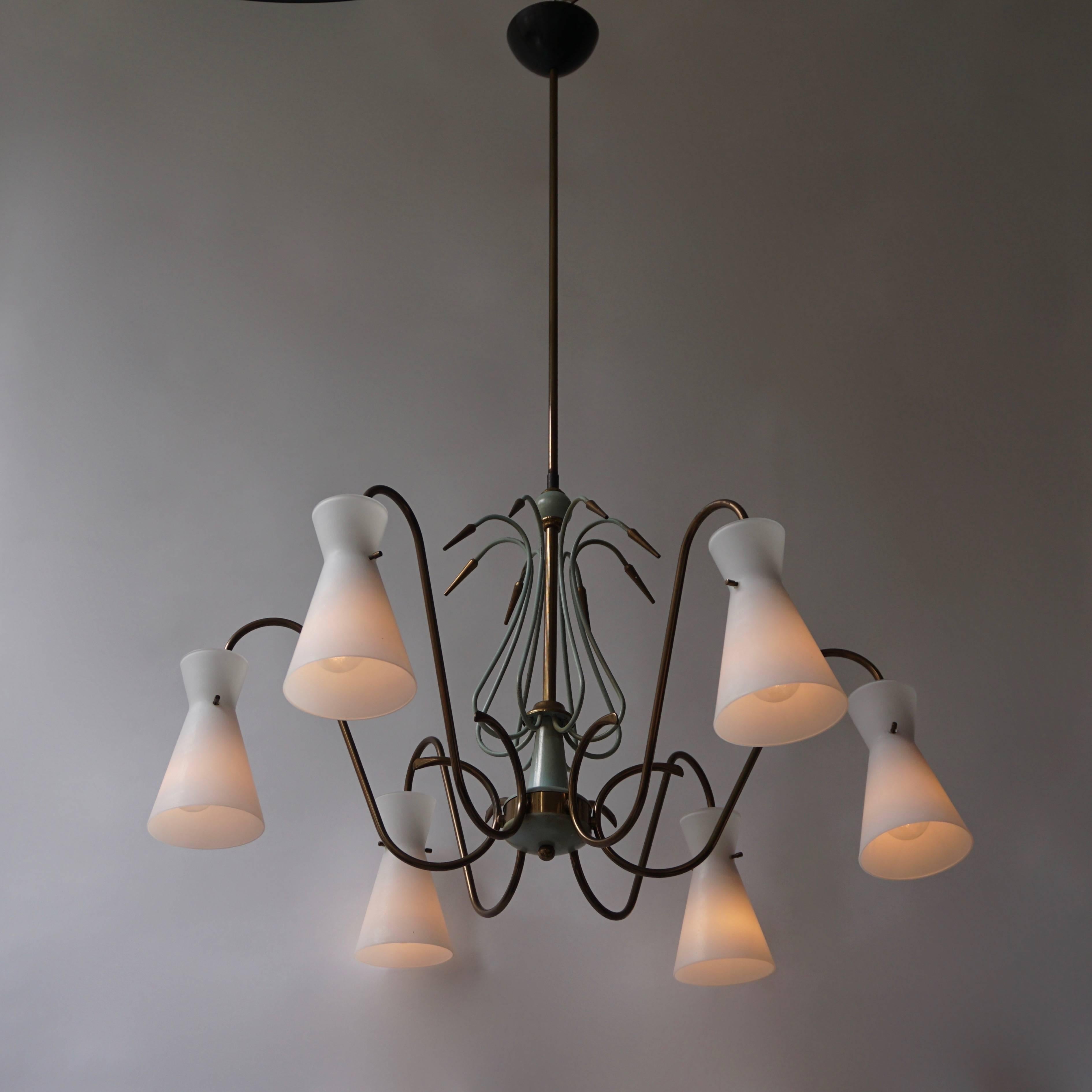 Italian Chandelier in the Style of Guglielmo Ulrich In Good Condition For Sale In Antwerp, BE