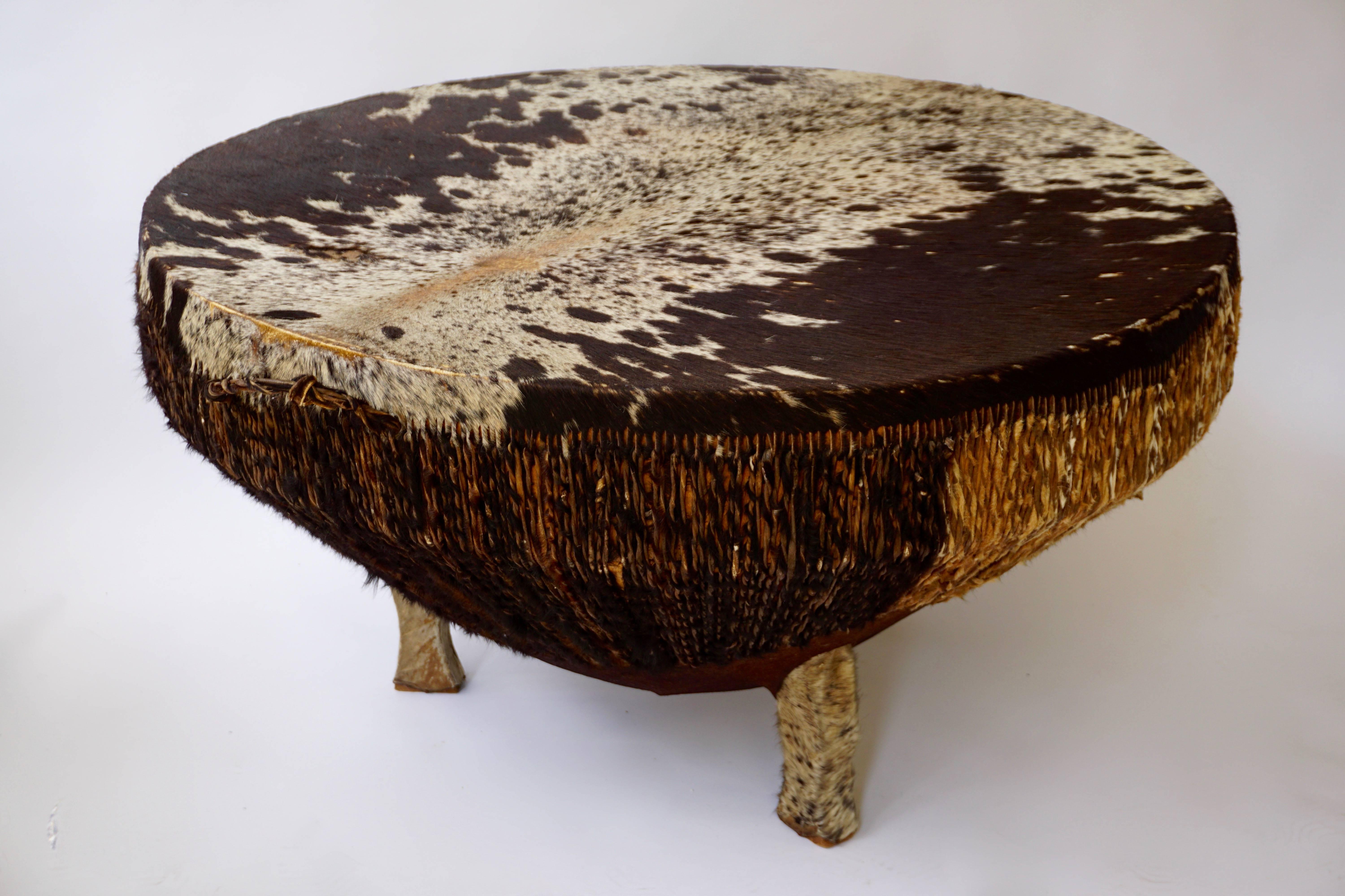 animal end table