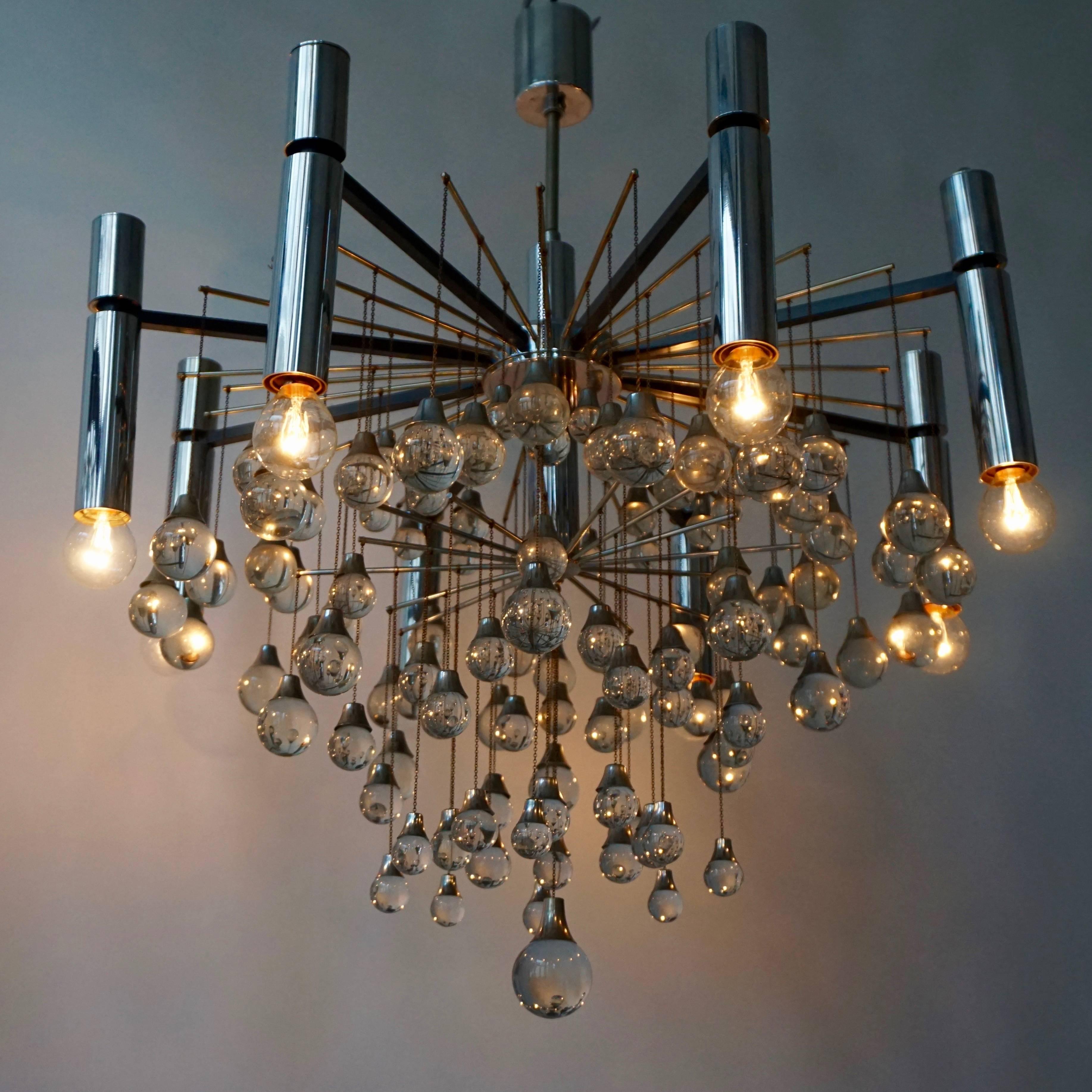 Two Gaetano Sciolari Crystal Drops Chandeliers For Sale 2