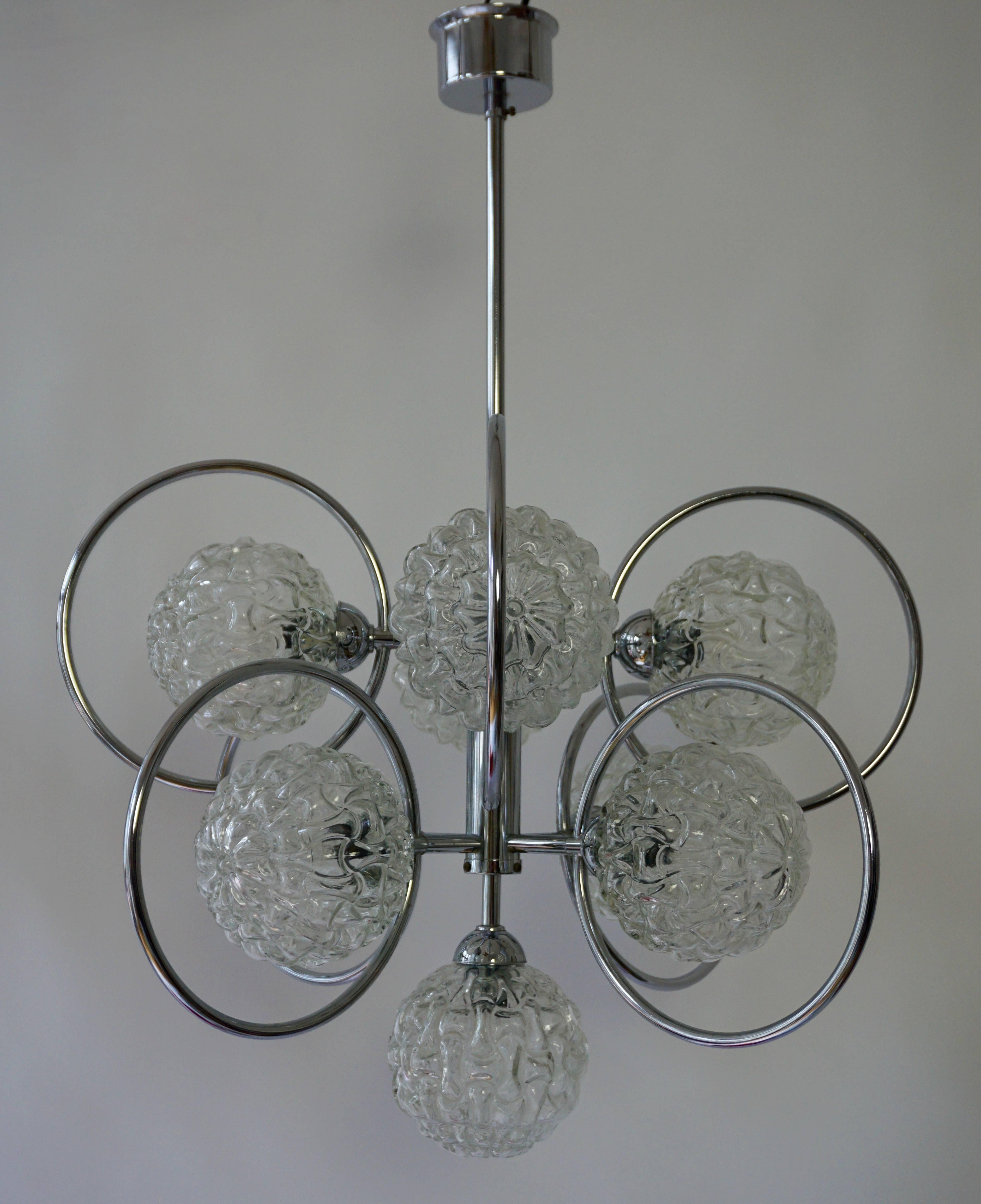 Italian Sputnik chandelier.
Diameter 60 cm.
Height 80 cm.
Nine E14 bulbs inside.