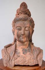 Überlebensgroße Terrakotta-Buddha-Büste von Guanyin, frühes 20. Jahrhundert, China