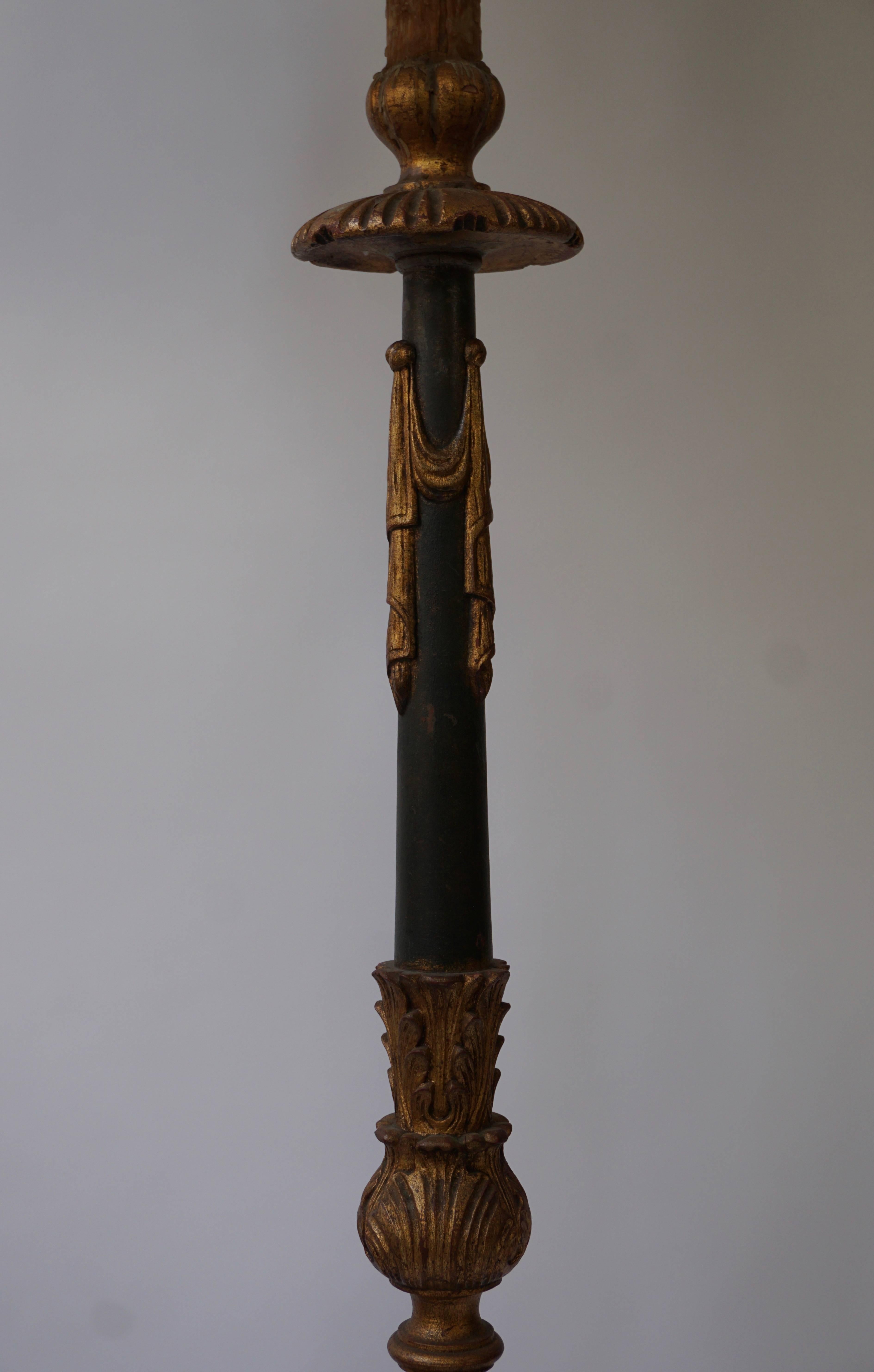 Giltwood Gilt and Painted Wood Floor Lamp For Sale