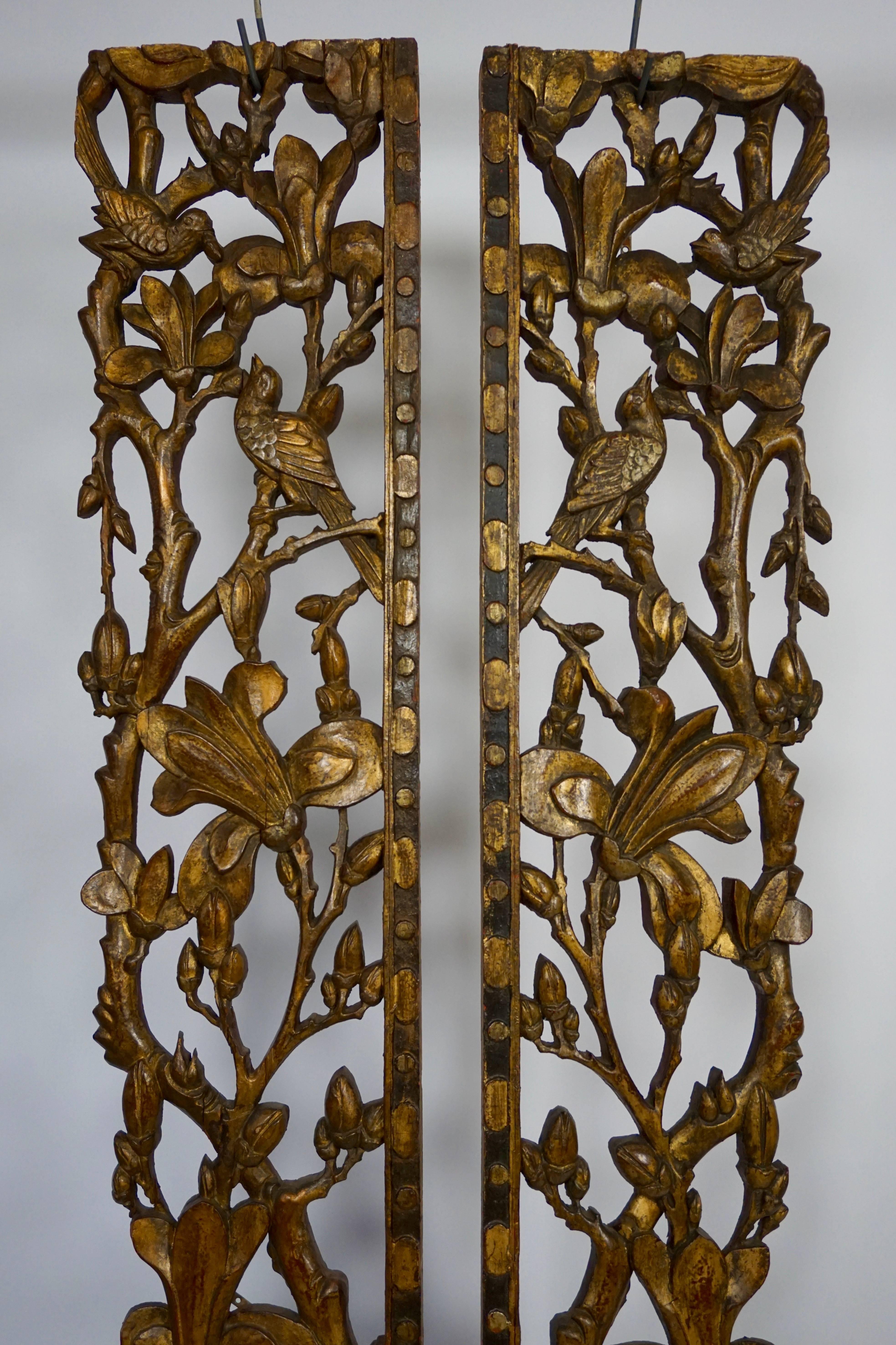 Two Carved Giltwood Mandarin Bed Ornaments - Chinese, 18th or early 19th Century 2