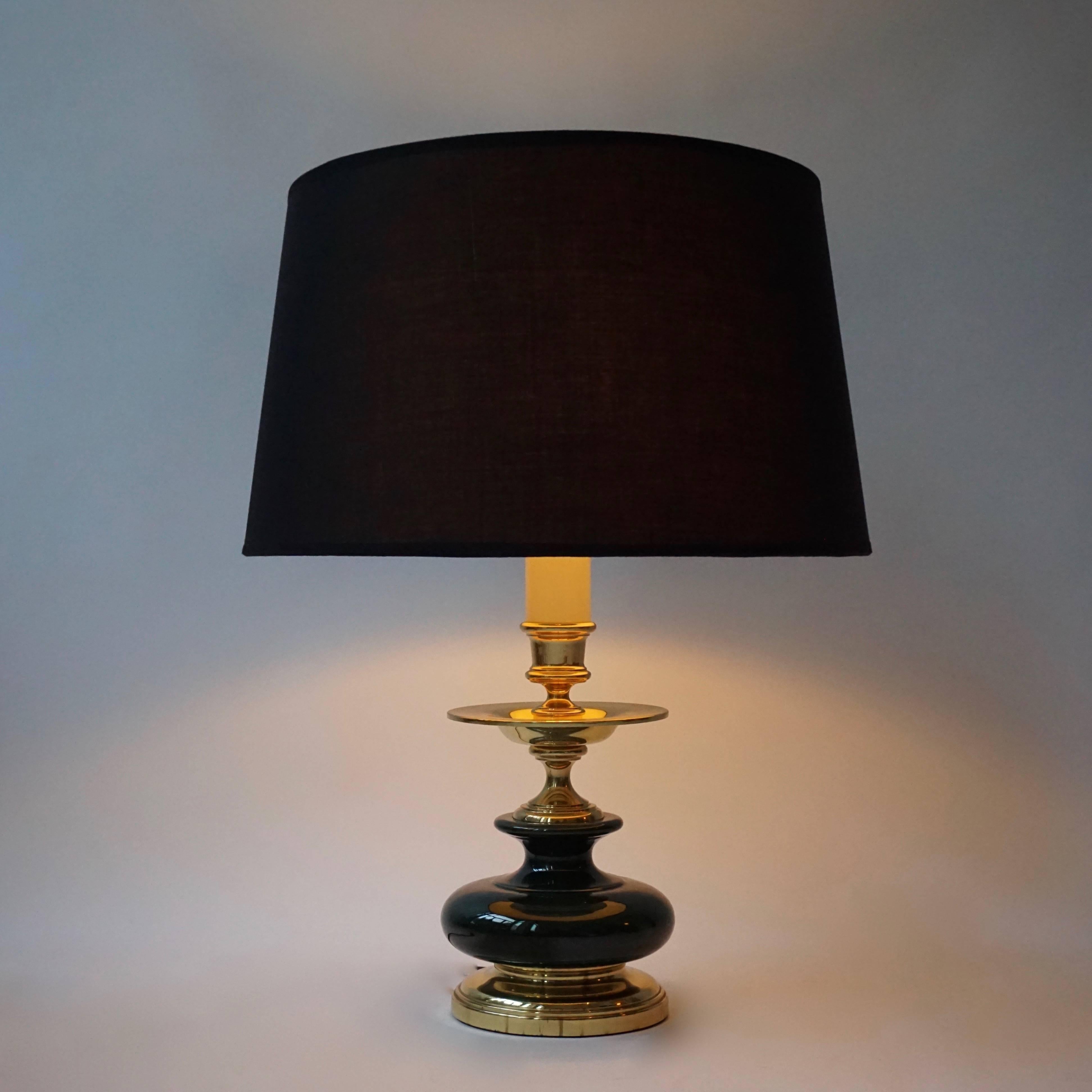 Two brass table lamps with dark green ceramic base.
Diameter shade 48 cm.
Height shade 27 cm.
Diameter base 17 cm.
Height without shade 45 cm.

Shades are not included in the price.