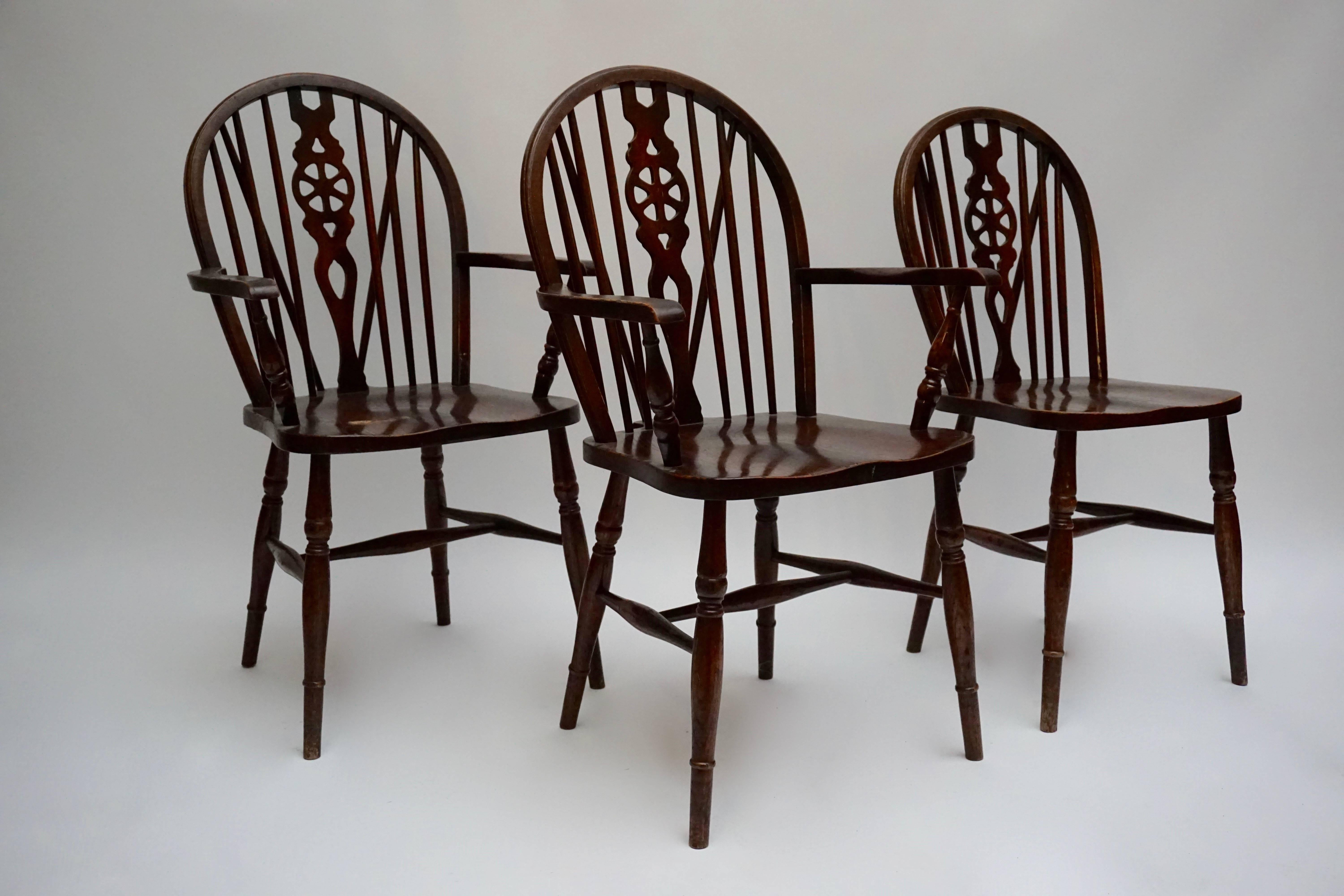 Country Set of Six English Windsor Chairs For Sale