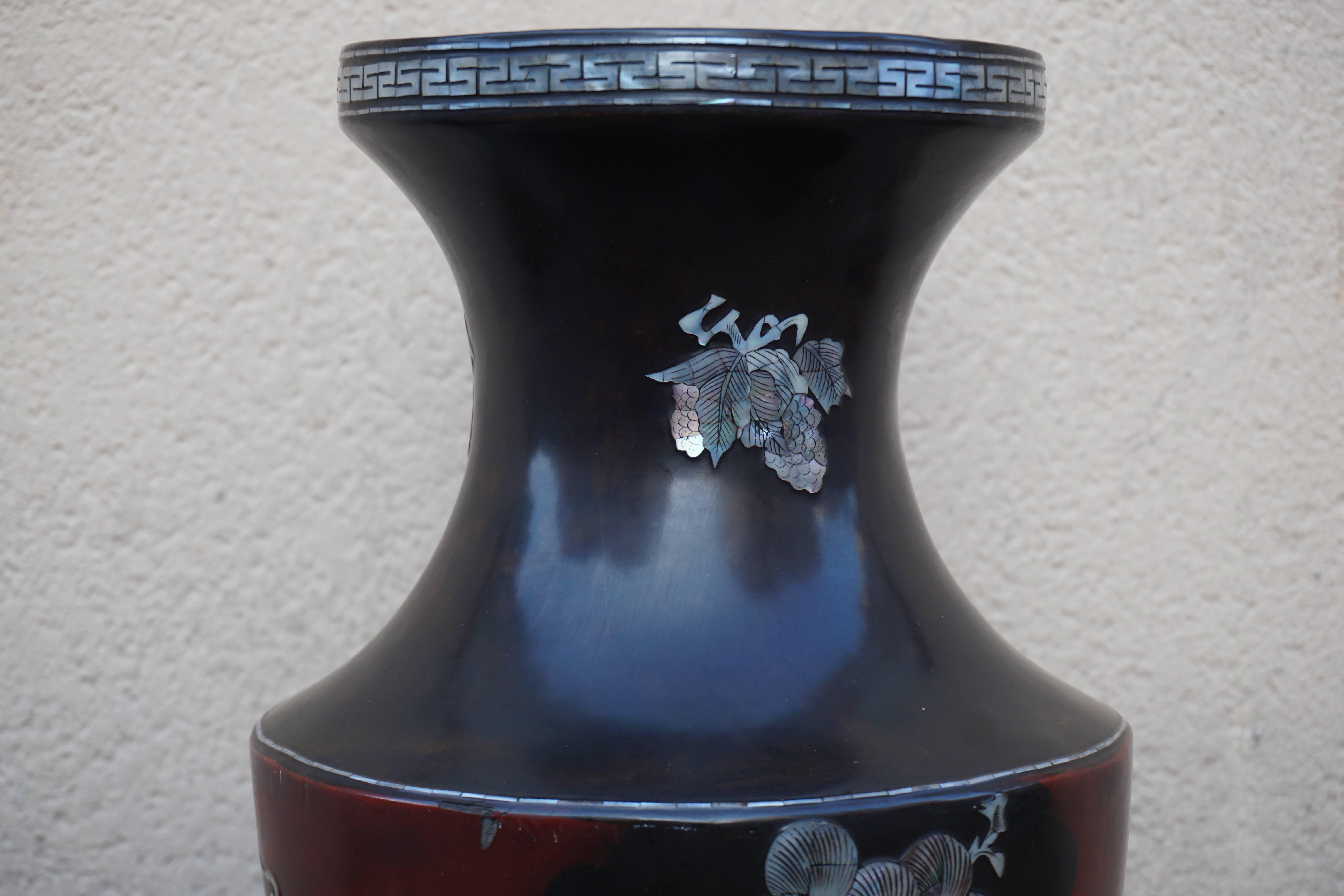 Japanese Vase Inlaid with Mother-of-Pearl 2