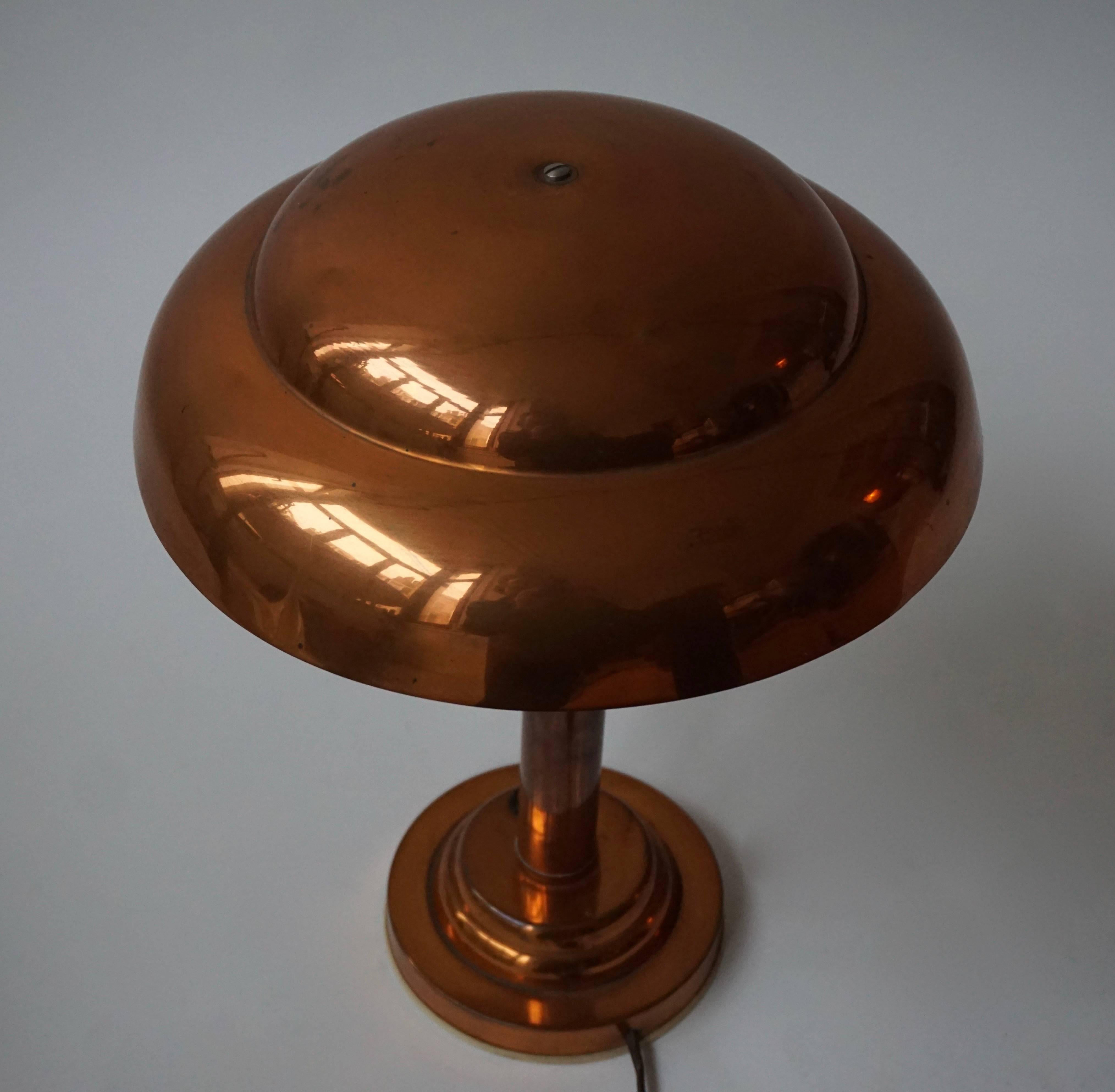 Art Deco Table Lamp In Good Condition For Sale In Antwerp, BE