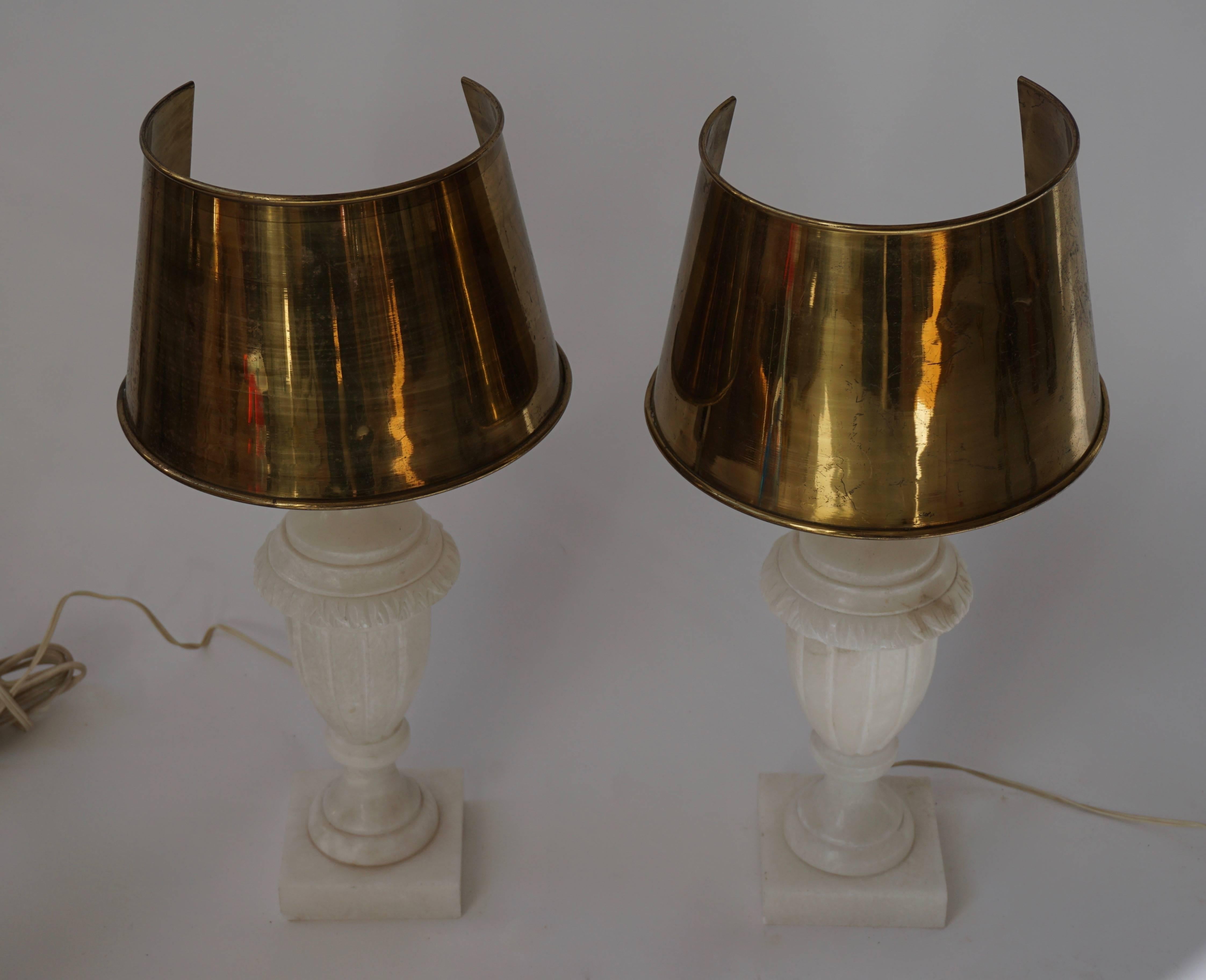 Mid-Century Modern Pair of Alabaster and Copper Table Lamps For Sale