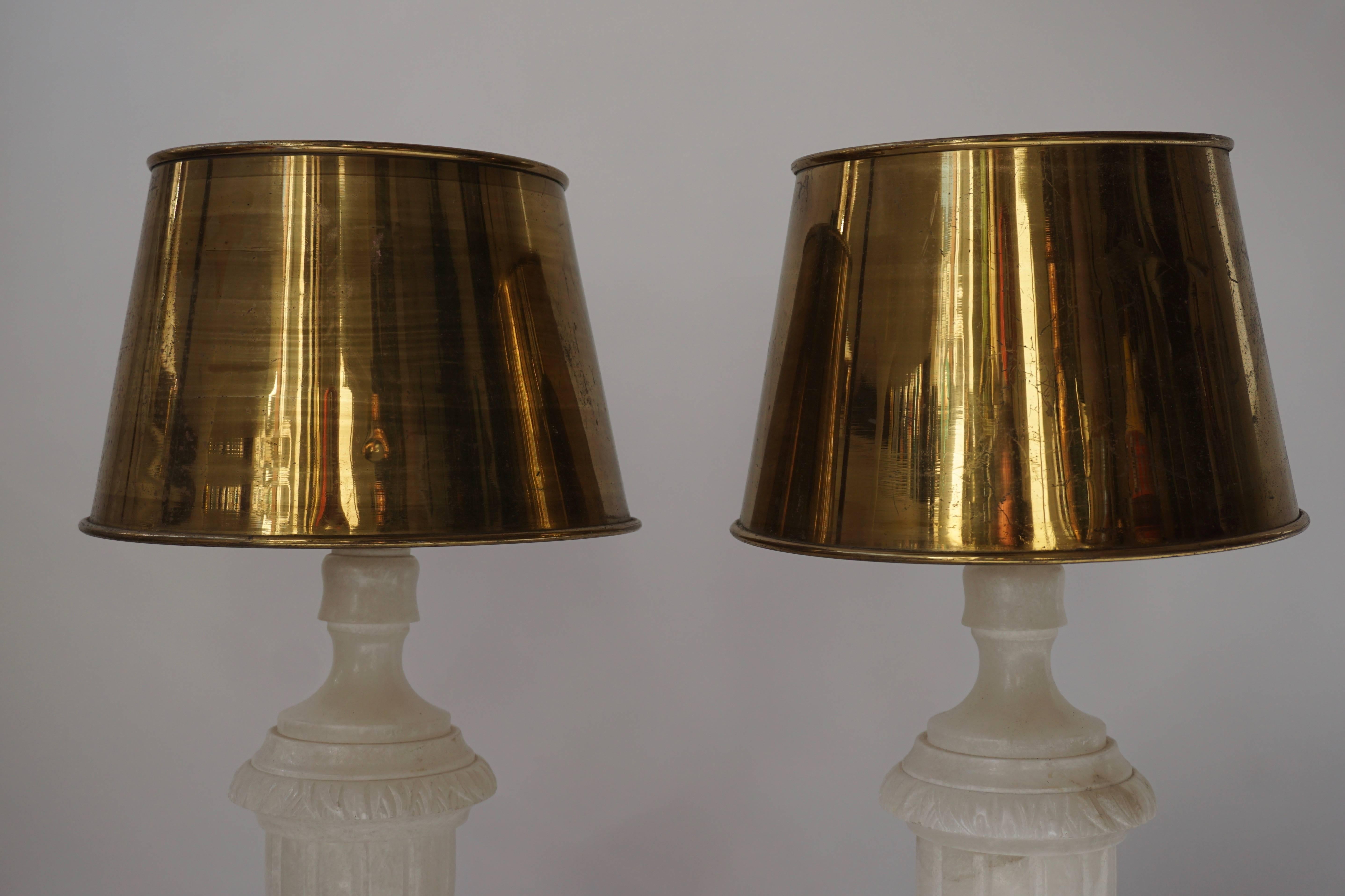 Italian Pair of Alabaster and Copper Table Lamps For Sale