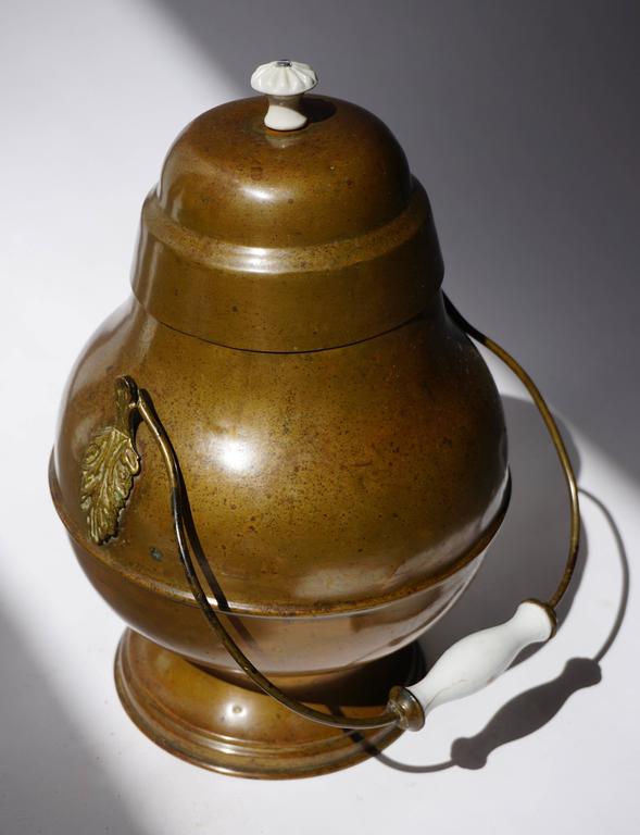 Antique Stylish Copper and Brass Coal Kettle, Fire Extinguisher Fire Place Decor For Sale at 1stDibs