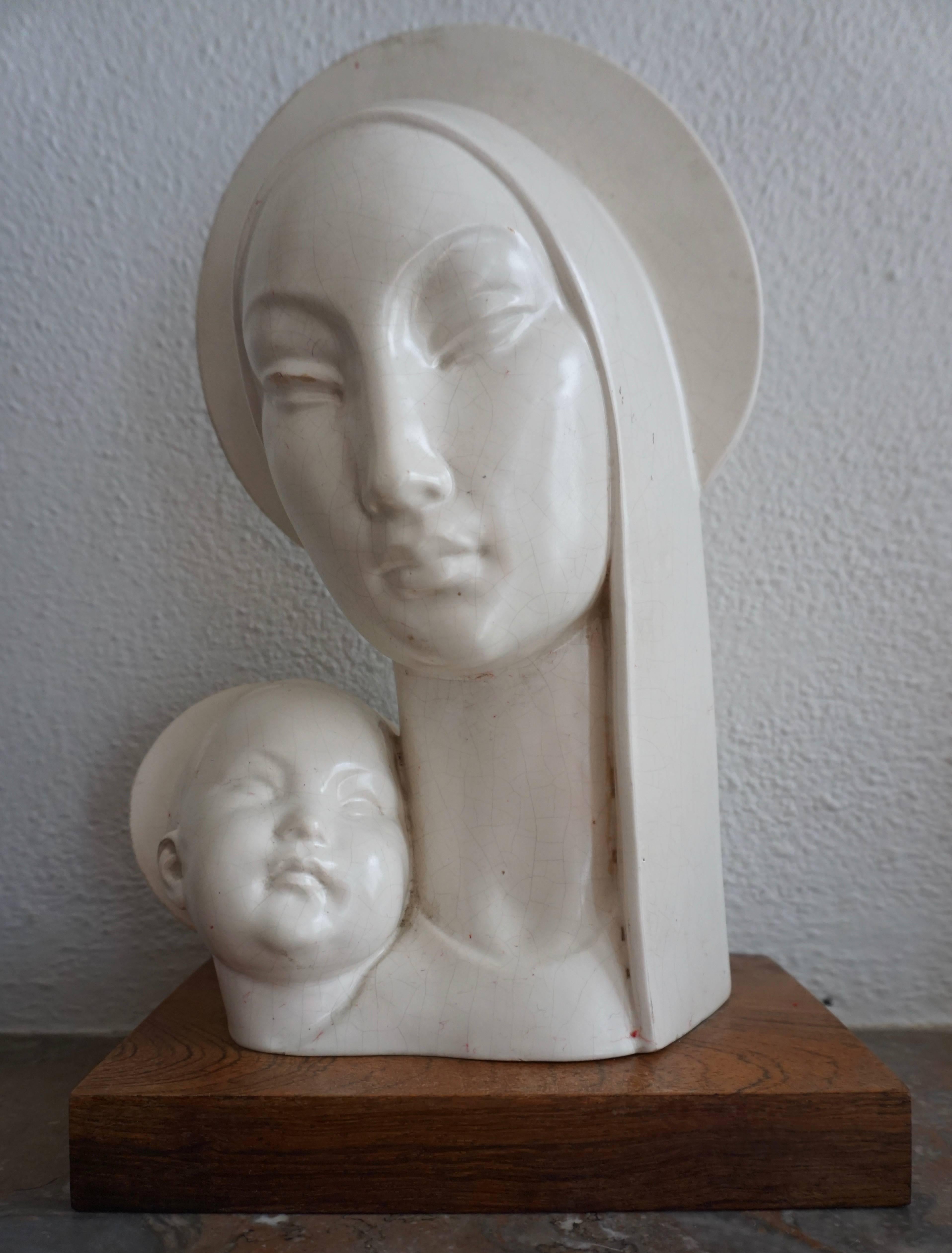 Belgian Mid-20th Century Stylized Plaster Sculpture of Madonna and Child For Sale