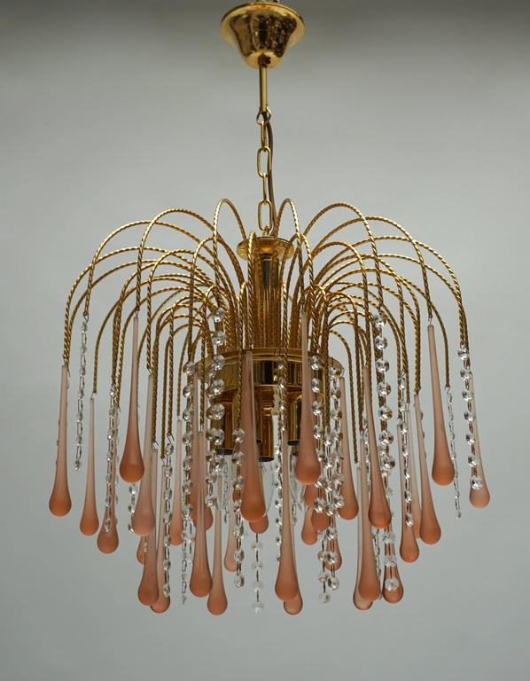 One of Two Italian Brass and Murano Glass Teardrop Chandelier In Good Condition For Sale In Antwerp, BE