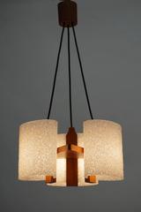 Elegant 1950s Chandelier in Wood and Acrylic