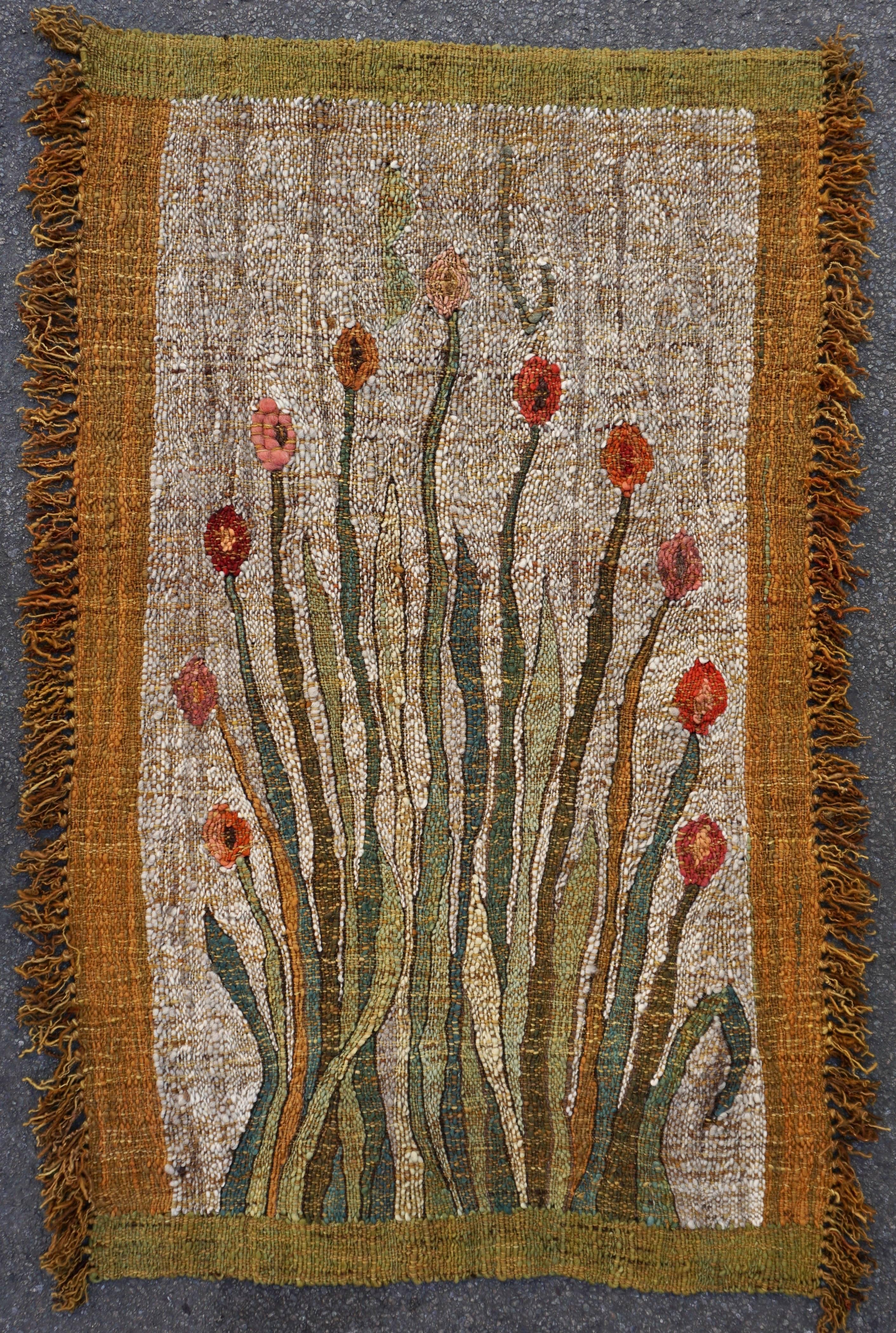 Flower tapestry by Barbara Latocha. Poland 1979.
Measures: Height 140 cm.
Width 90 cm.