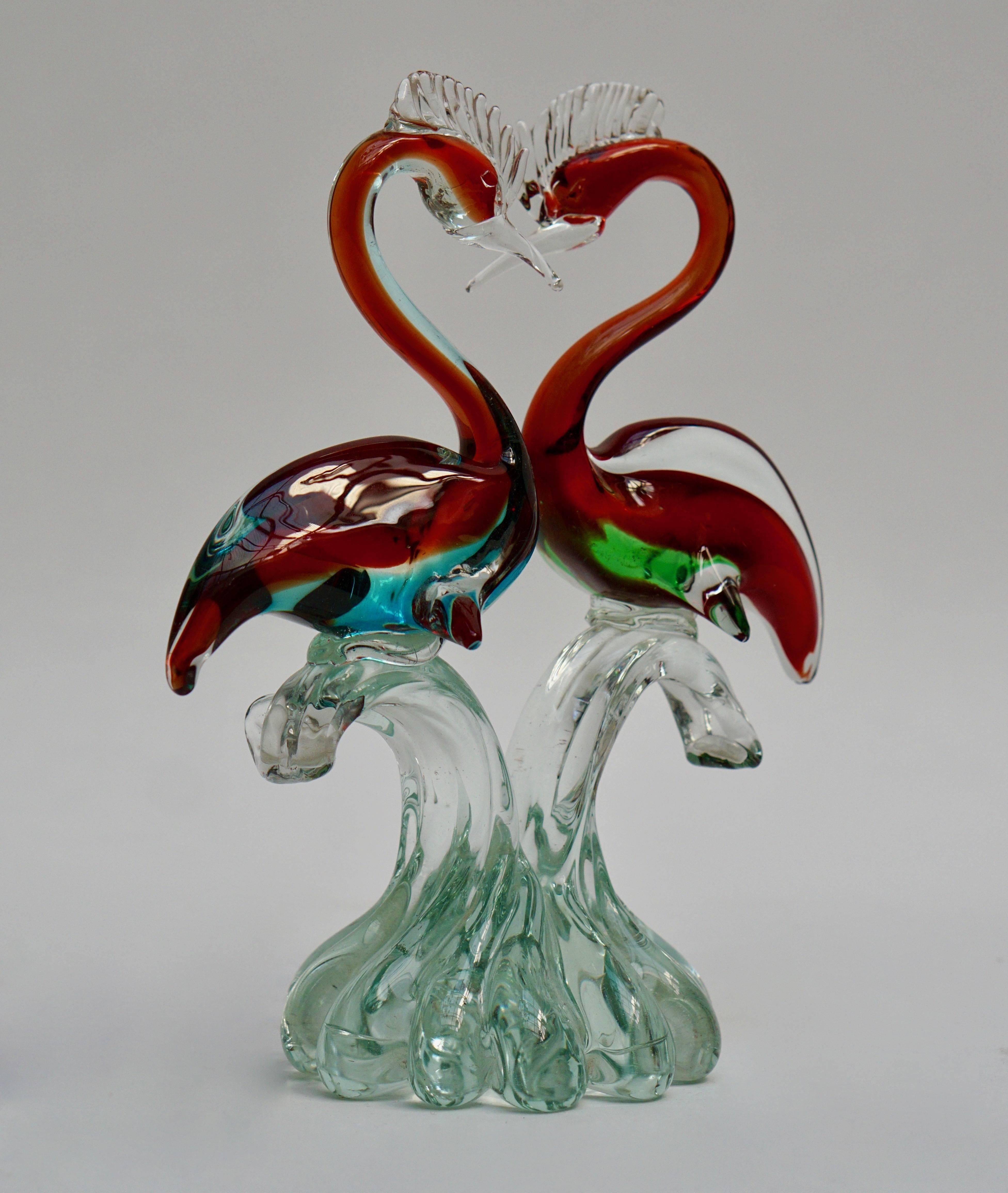 Murano glass sculpture of two birds.
Measures: Height 32 cm.
Width 27 cm.
Depth 13 cm.