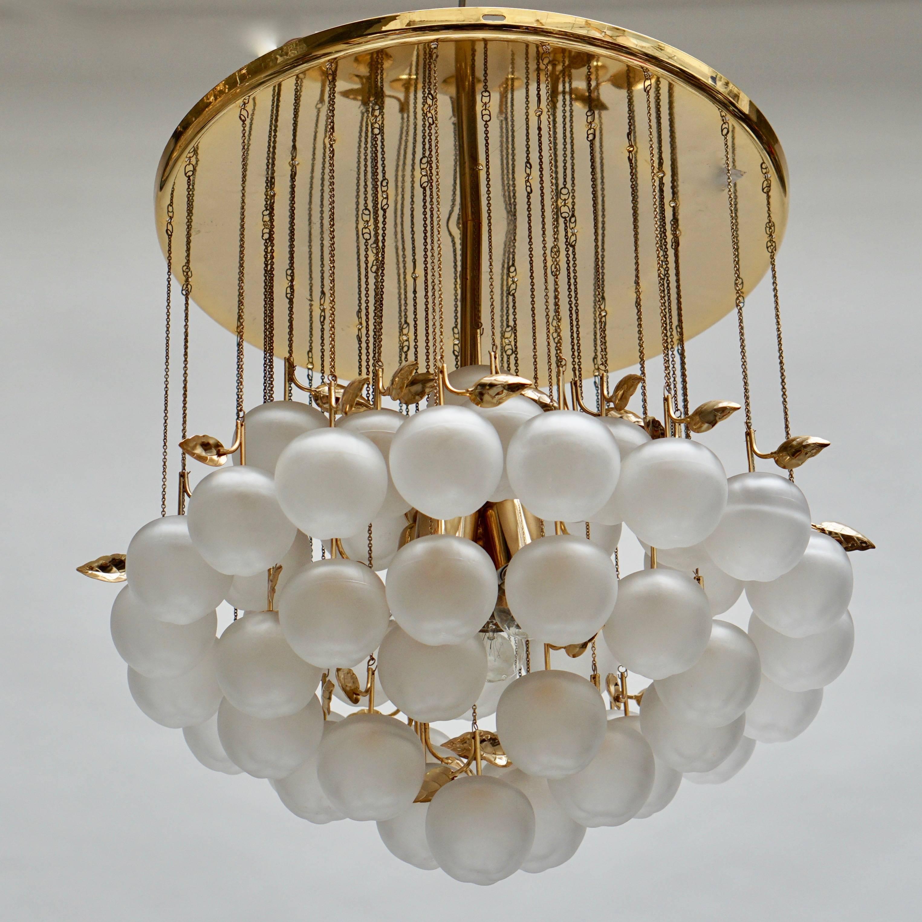 Glass and Brass Chandelier In Good Condition In Antwerp, BE