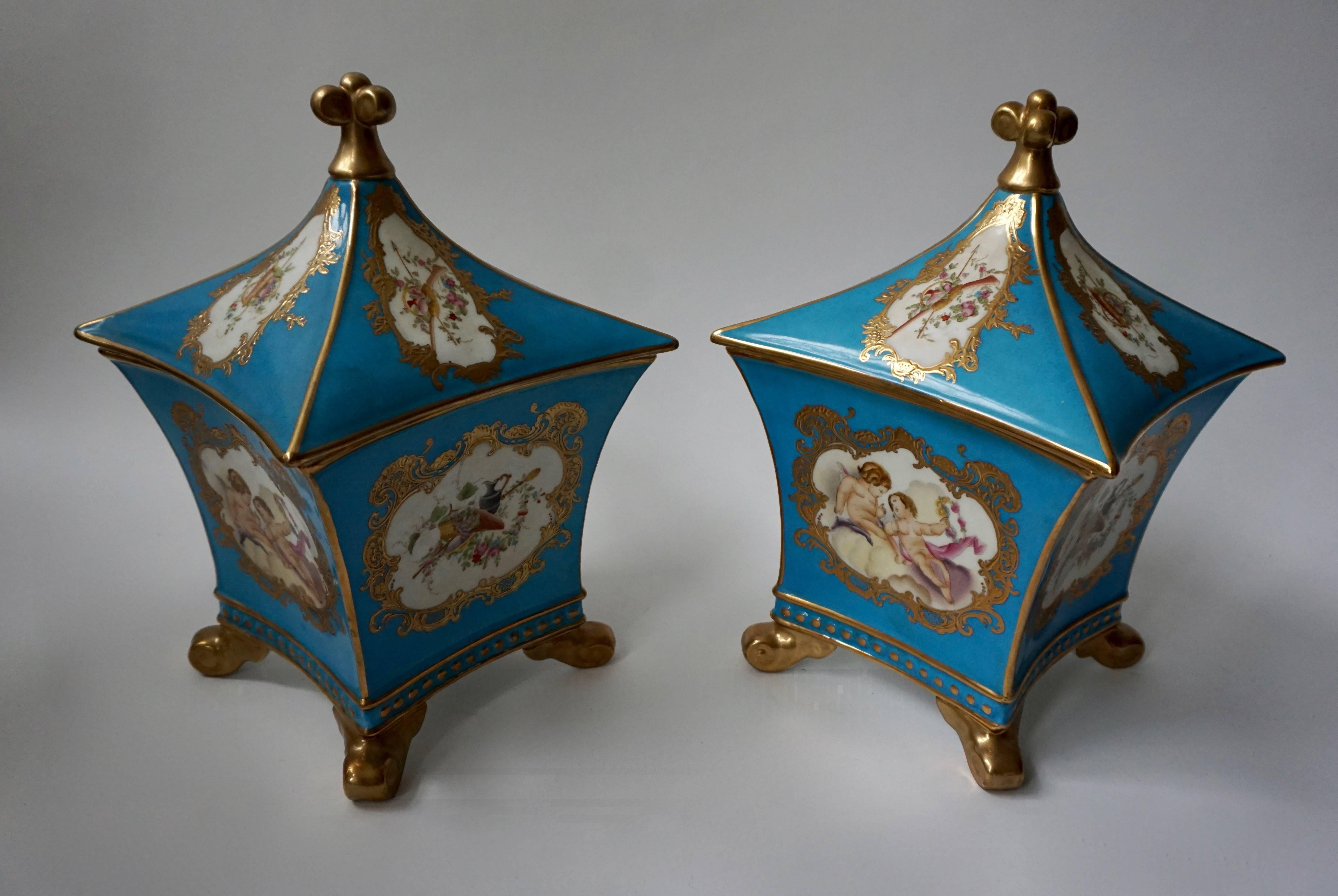 Mid-20th Century Pair of Porcelain Urns