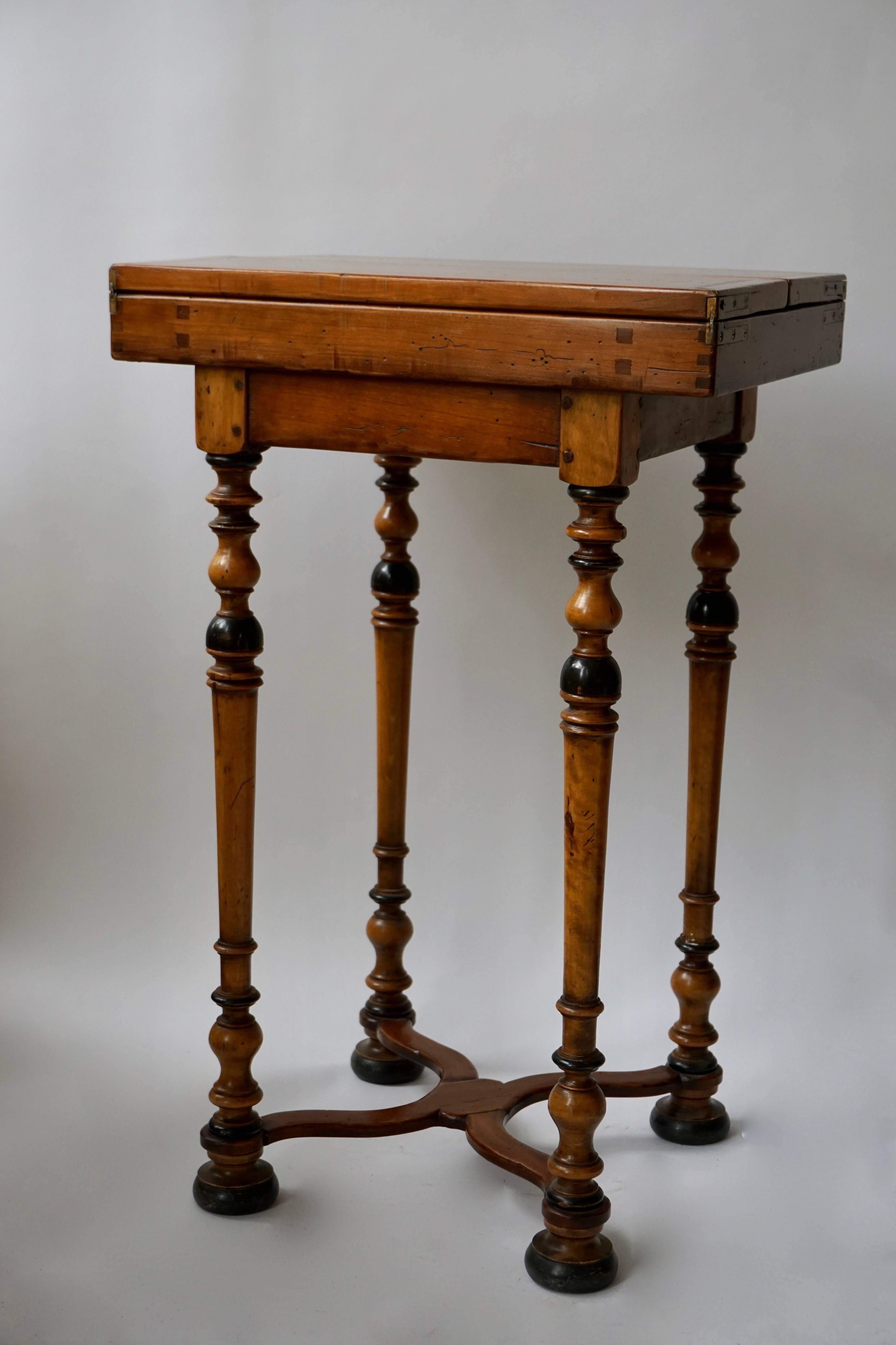 Biedermeier Antique Chess Board Games Table, circa 1880