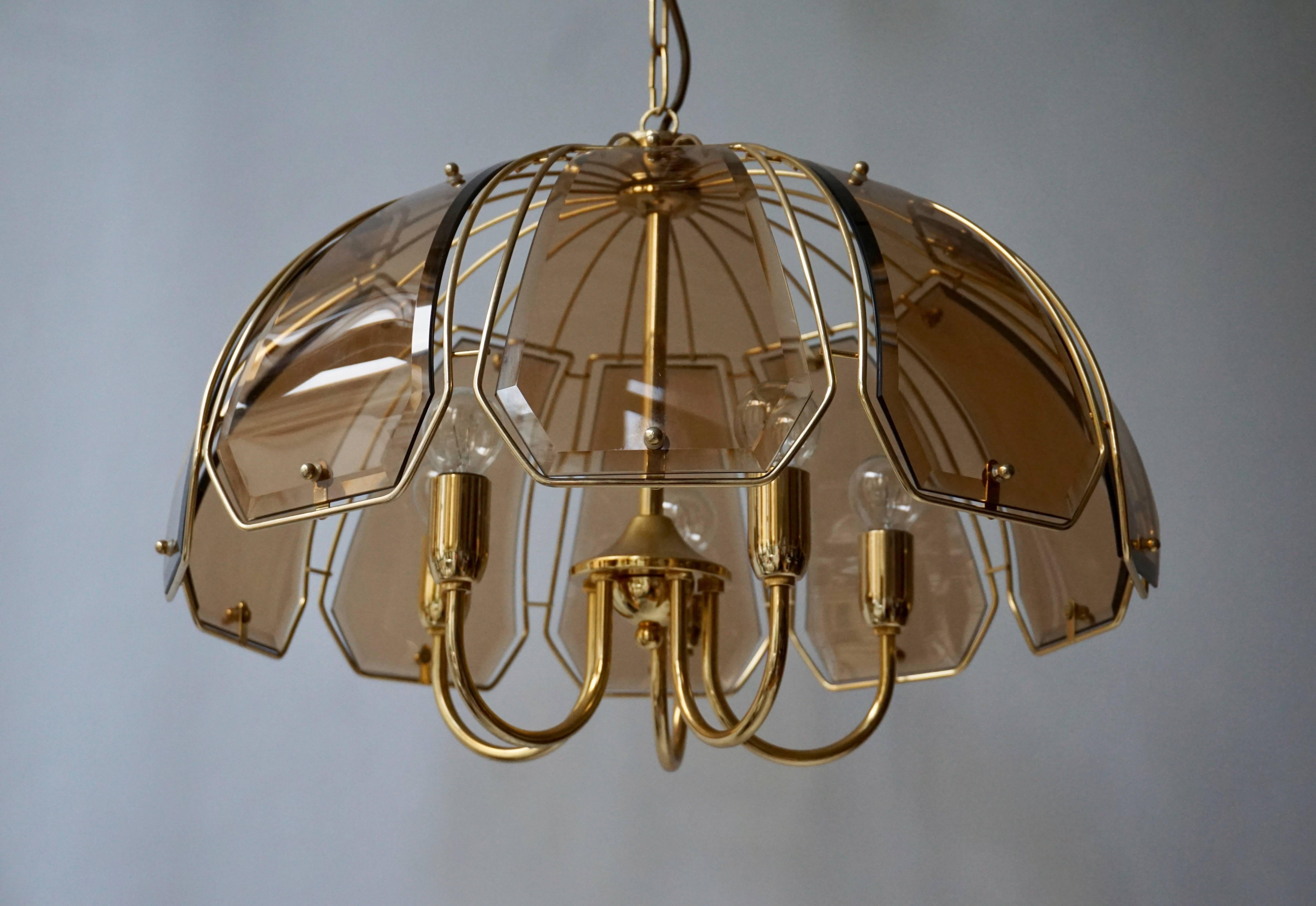 Italian Glass and Brass Chandelier In Excellent Condition In Antwerp, BE