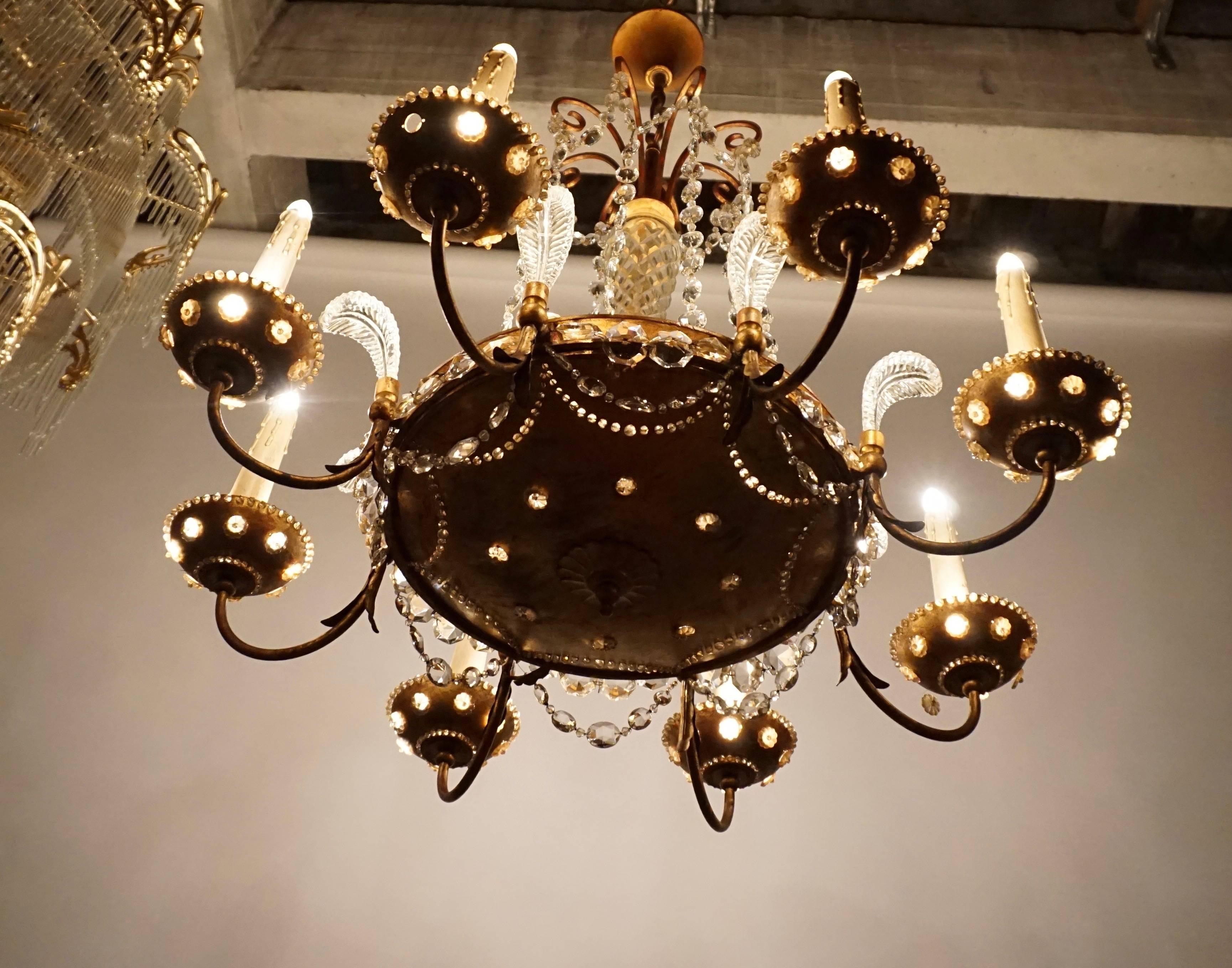 Crystal and Glass Chandelier In Good Condition In Antwerp, BE