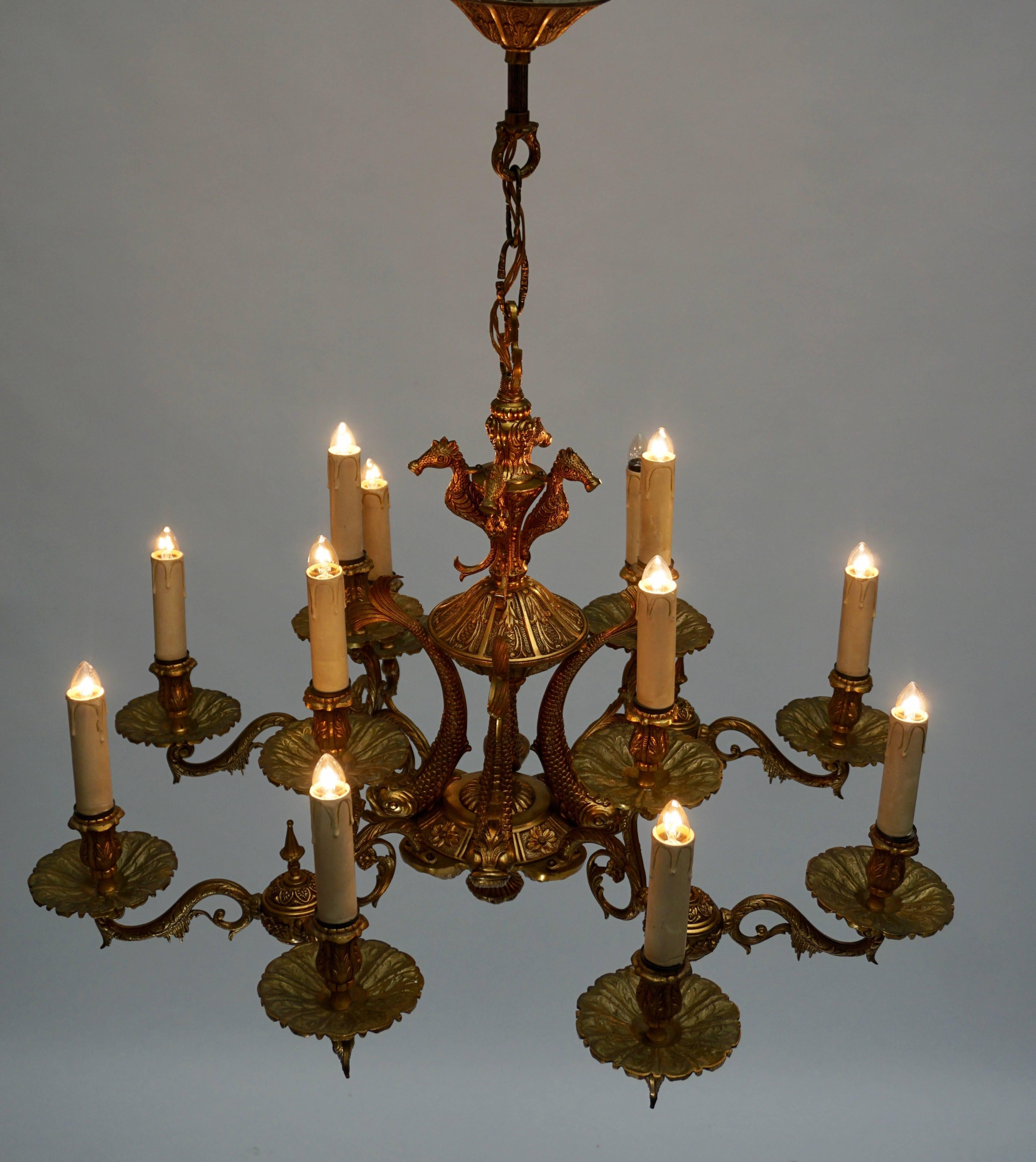 Beautiful and Elegant Solid Bronze Chandelier with Fishes in the Centre 3