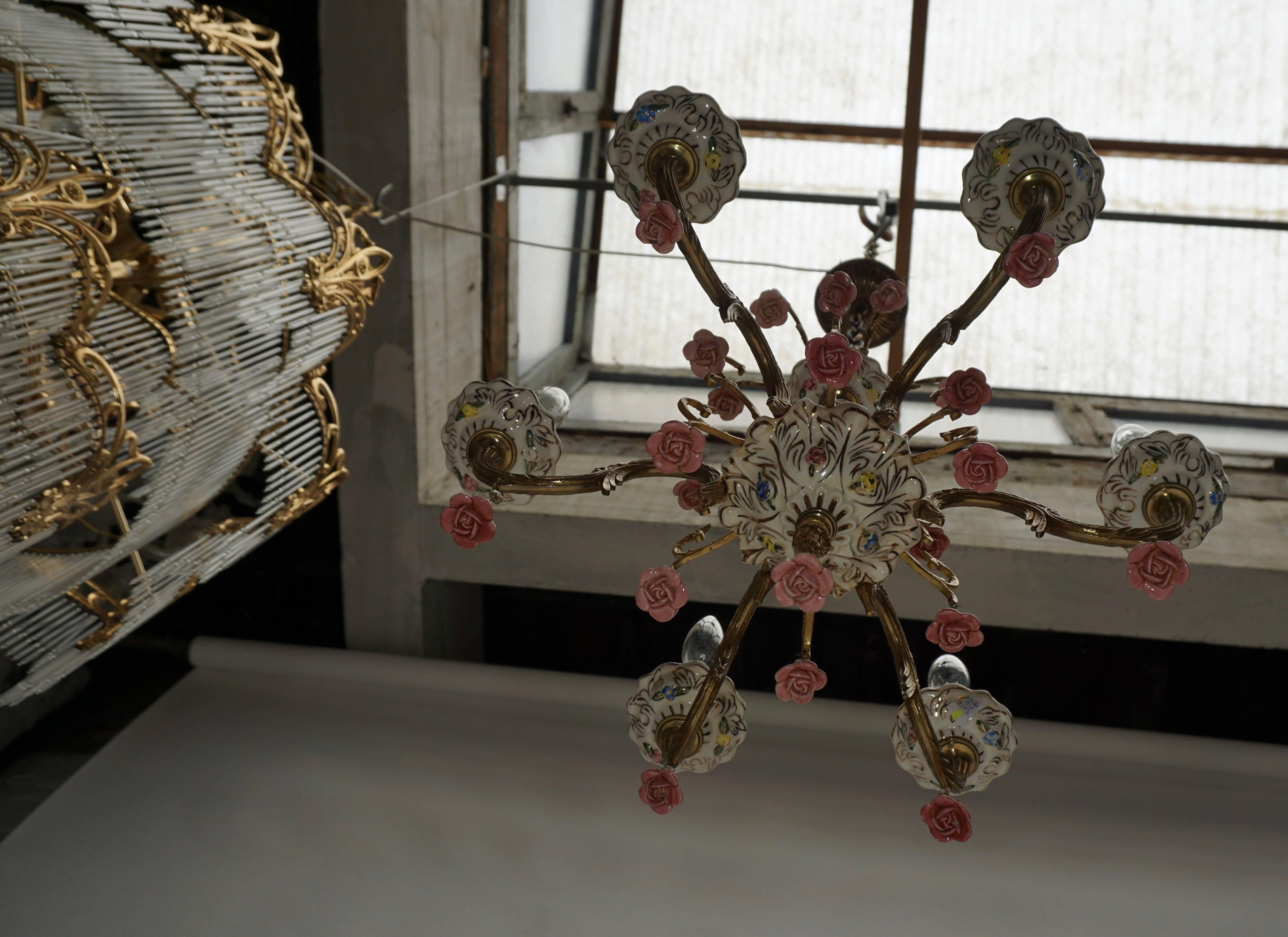 Brass Chandelier in Gilt Iron with Porcelain Flowers