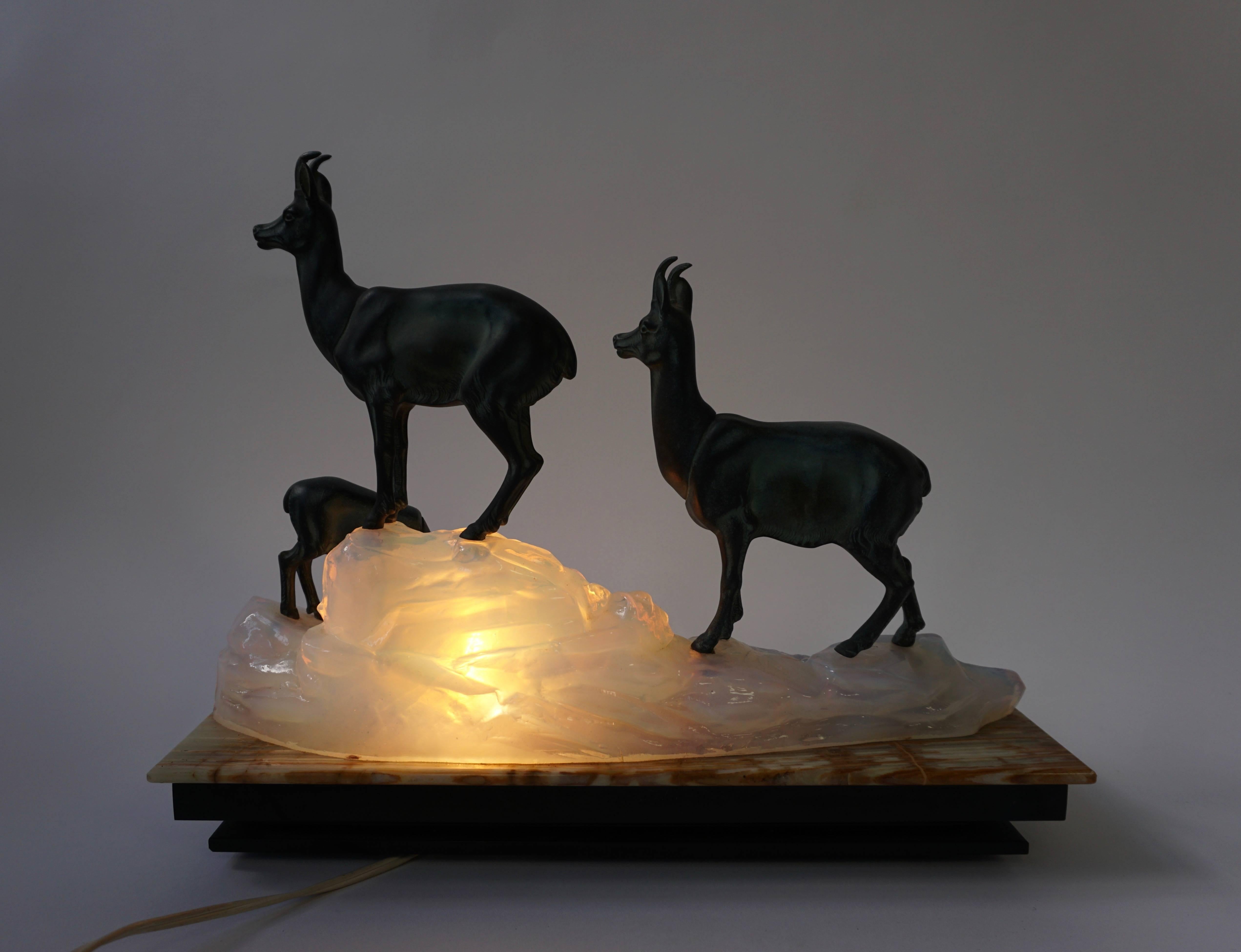 Sculpture de lampe de table Art Déco en vente 1