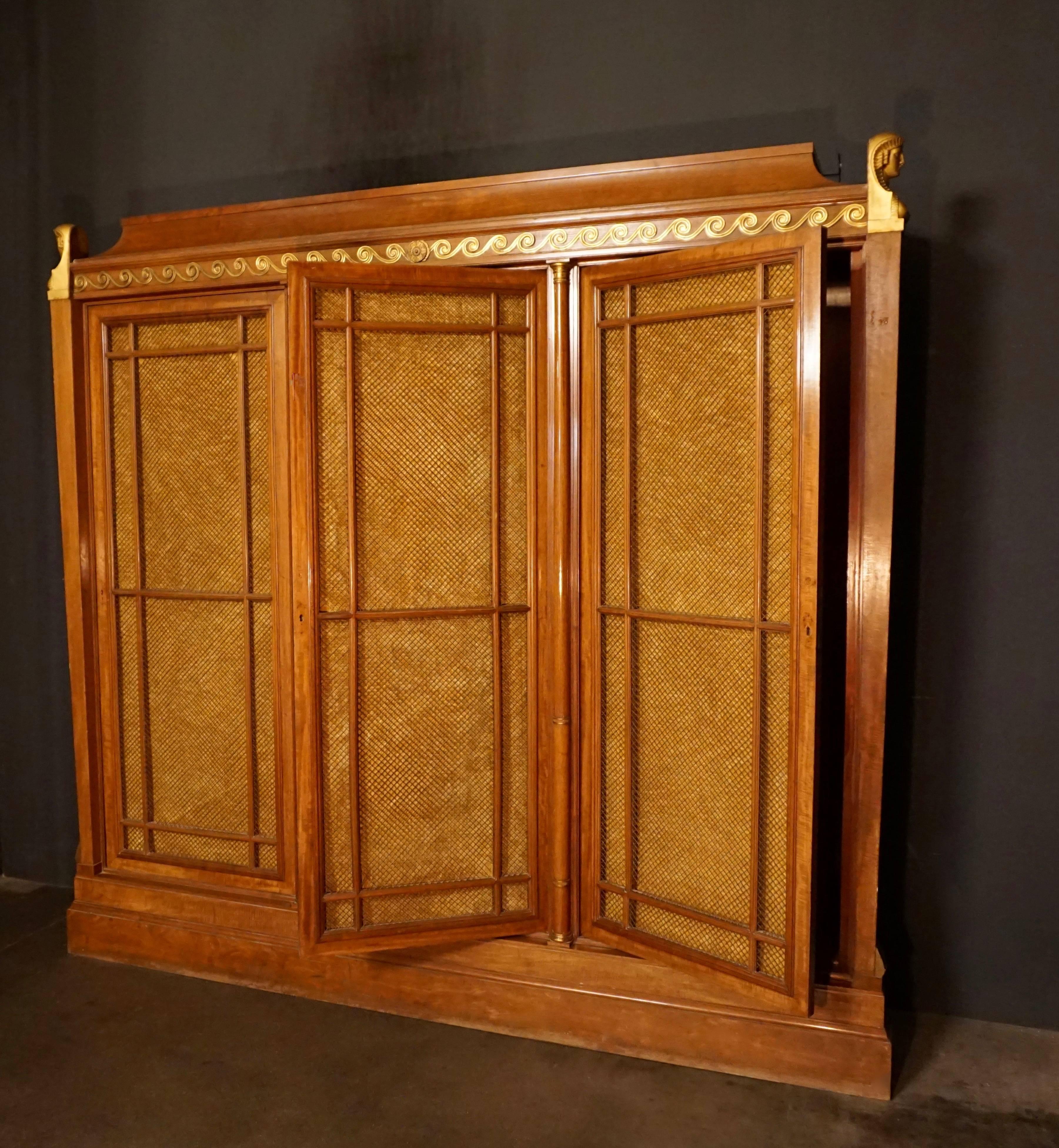 Rare and Magnificent Neoclassical Mahogany Bibliotheque Bookcase In Good Condition For Sale In Antwerp, BE