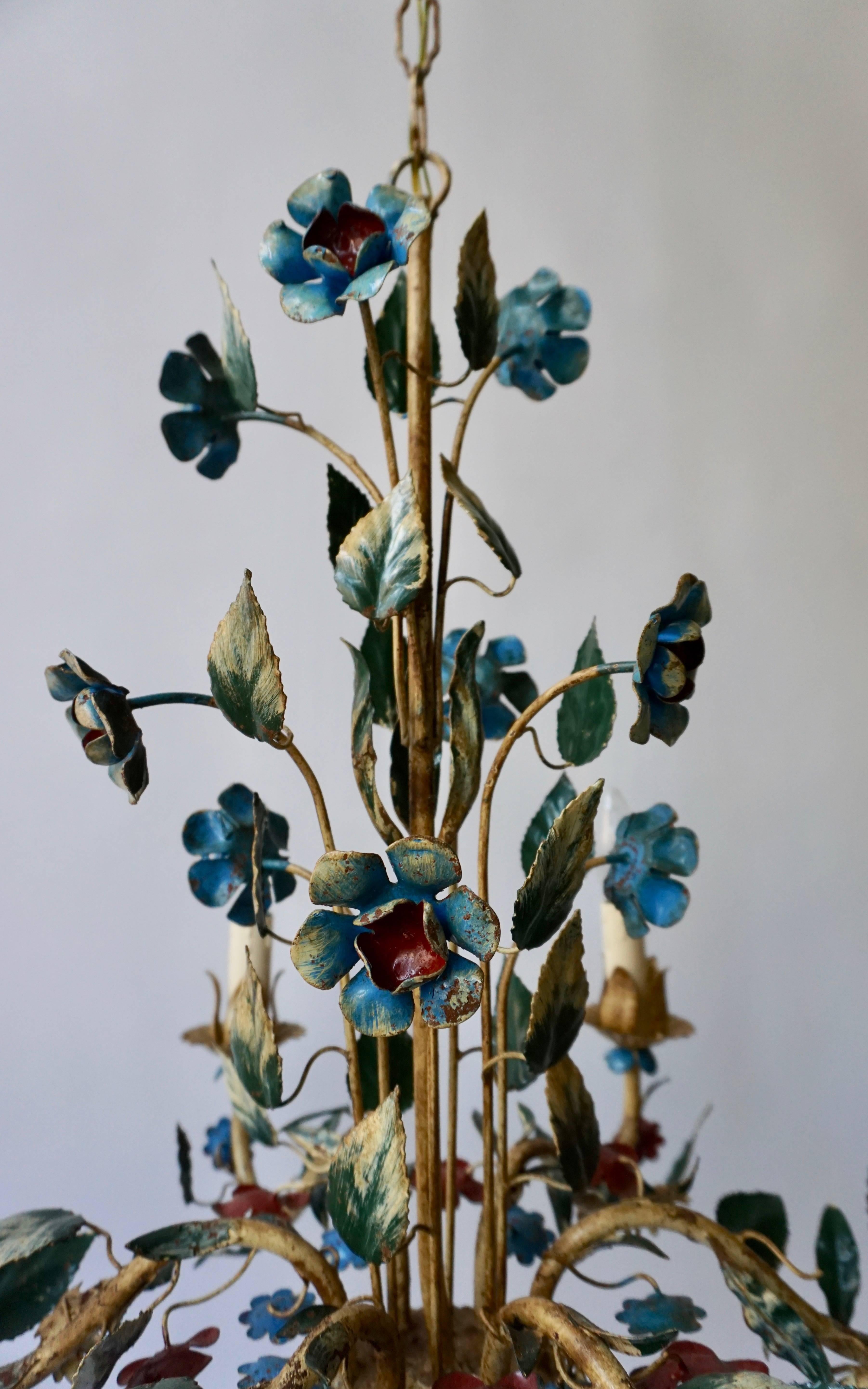 Italian Metal Flower Chandelier In Good Condition In Antwerp, BE