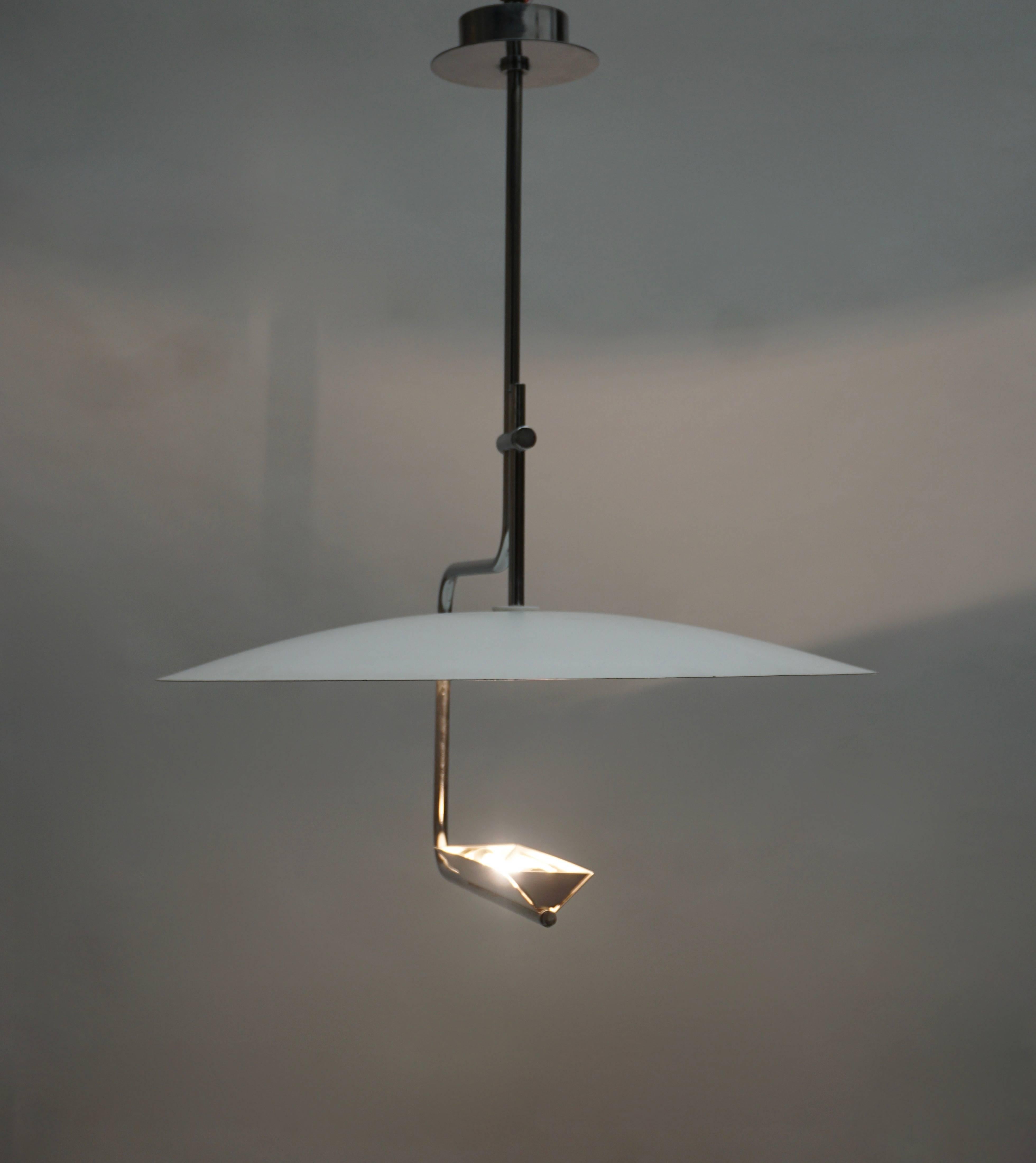 Exceptional and Unique Italian Modernist Chandelier Attributed to Stilnovo In Excellent Condition In Antwerp, BE
