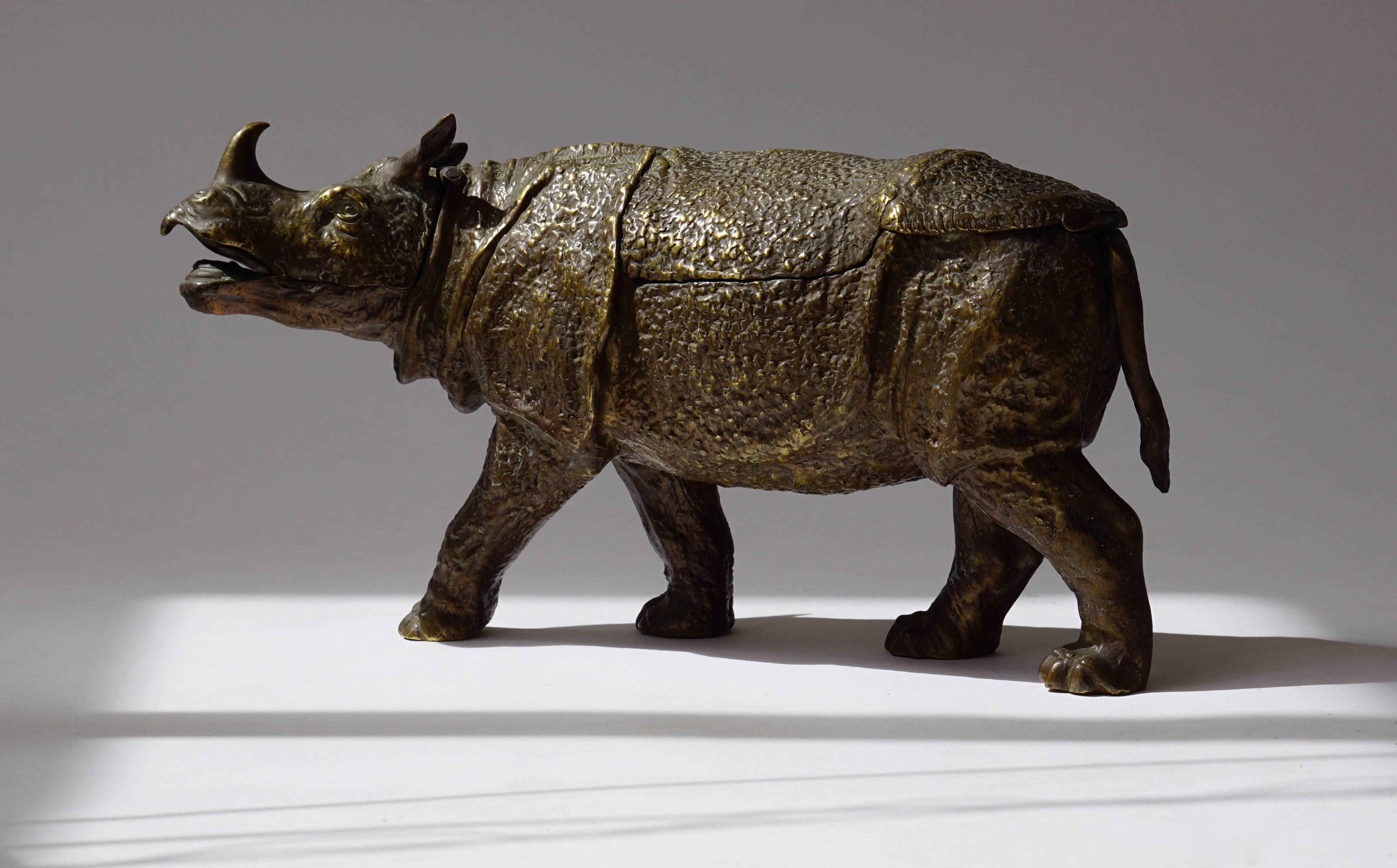 Hand-wrought brass box sculpture in the manner of a Rhino.
The head and the back opens to reveal interior box.