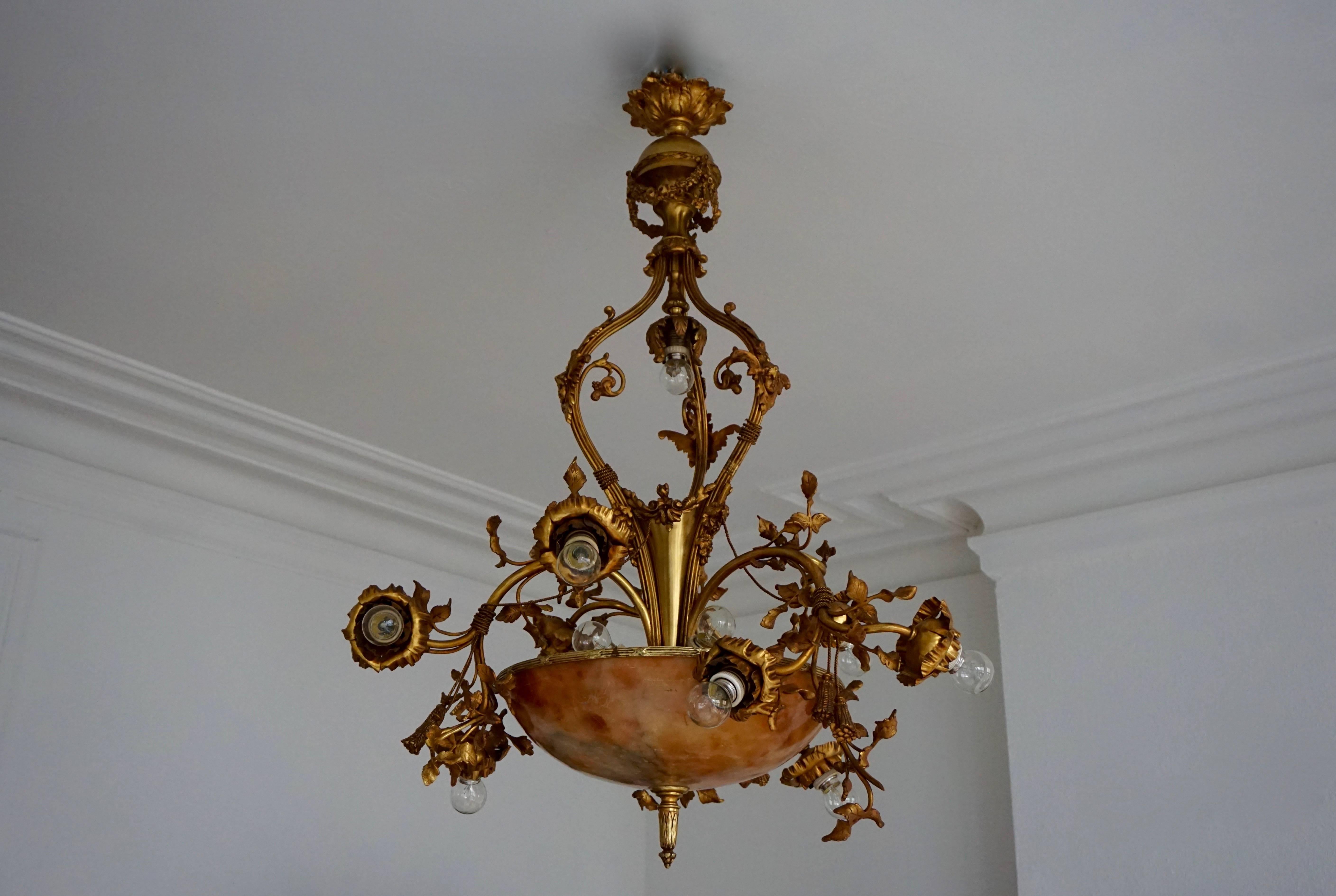 Lustre Belle Époque en bronze doré et albâtre en vente 1