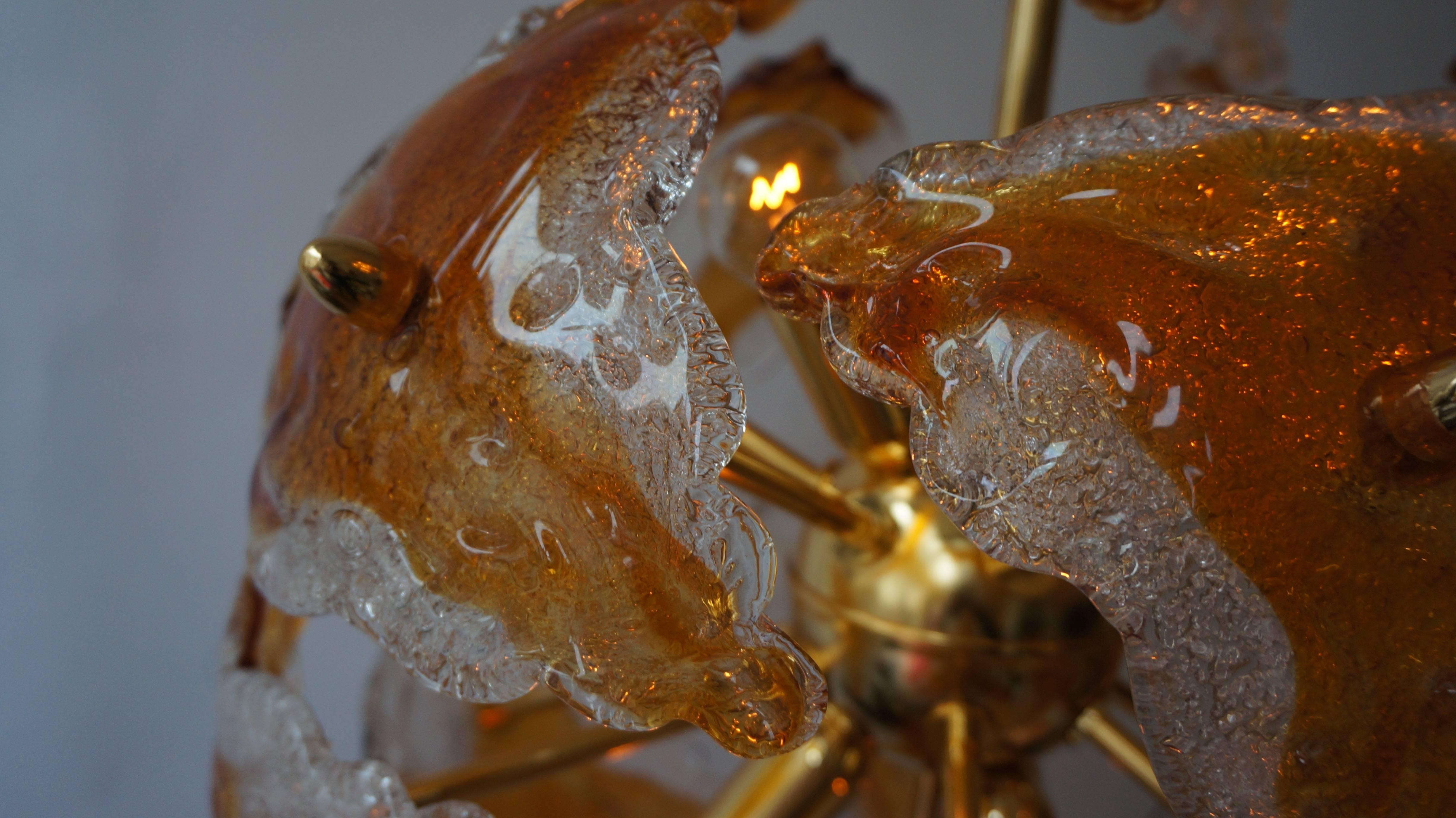 Three Murano Glass and Brass Sputnik Chandeliers In Good Condition For Sale In Antwerp, BE