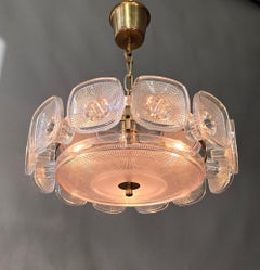 Kjell Blomberg „Vineta“ – Kronleuchter aus Glas und Messing für Gullaskruf, Schweden, 1960er Jahre
