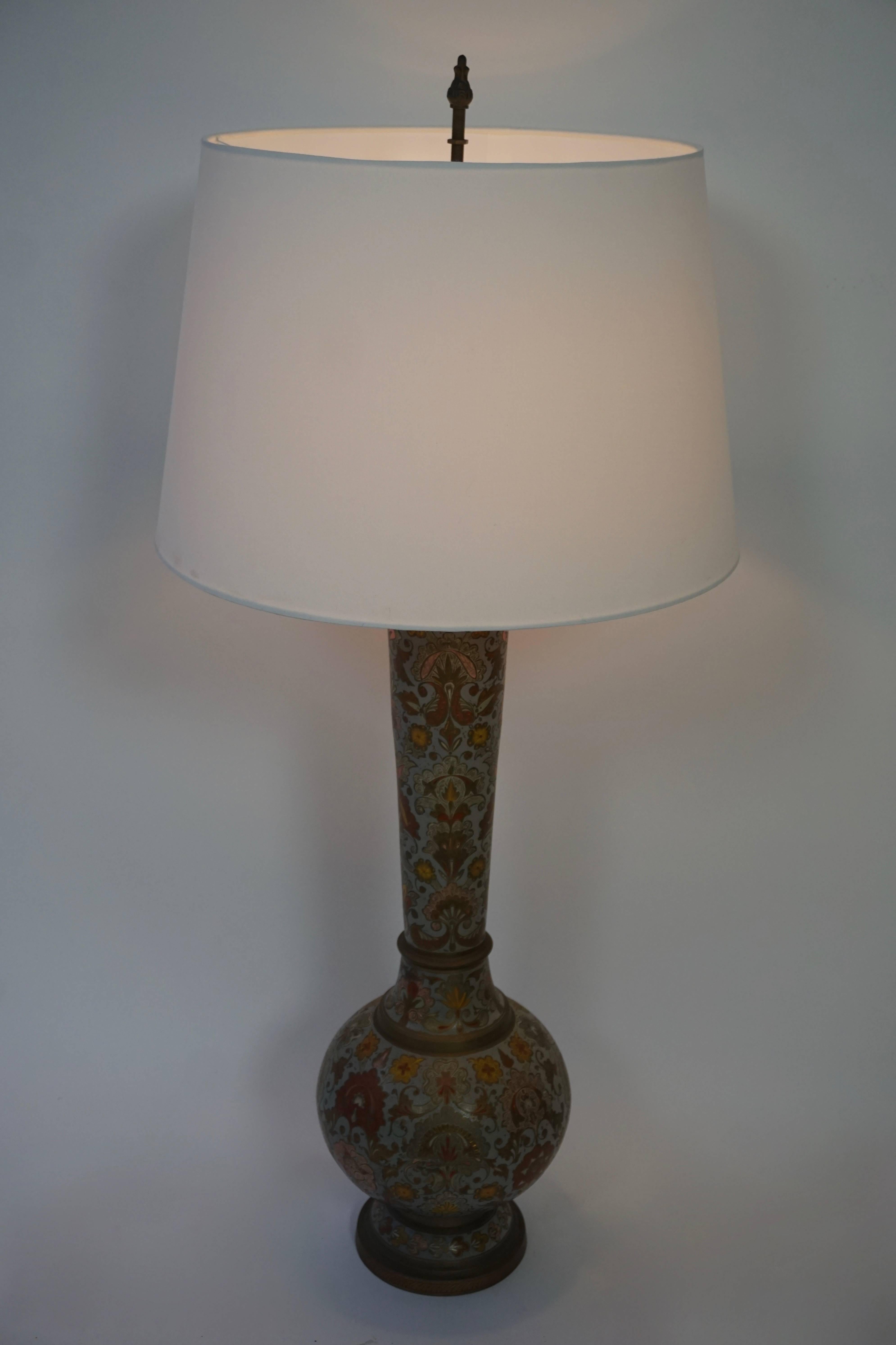 Elegant Cloisonné with Floral Motif Table or Floor Lamp In Good Condition In Antwerp, BE