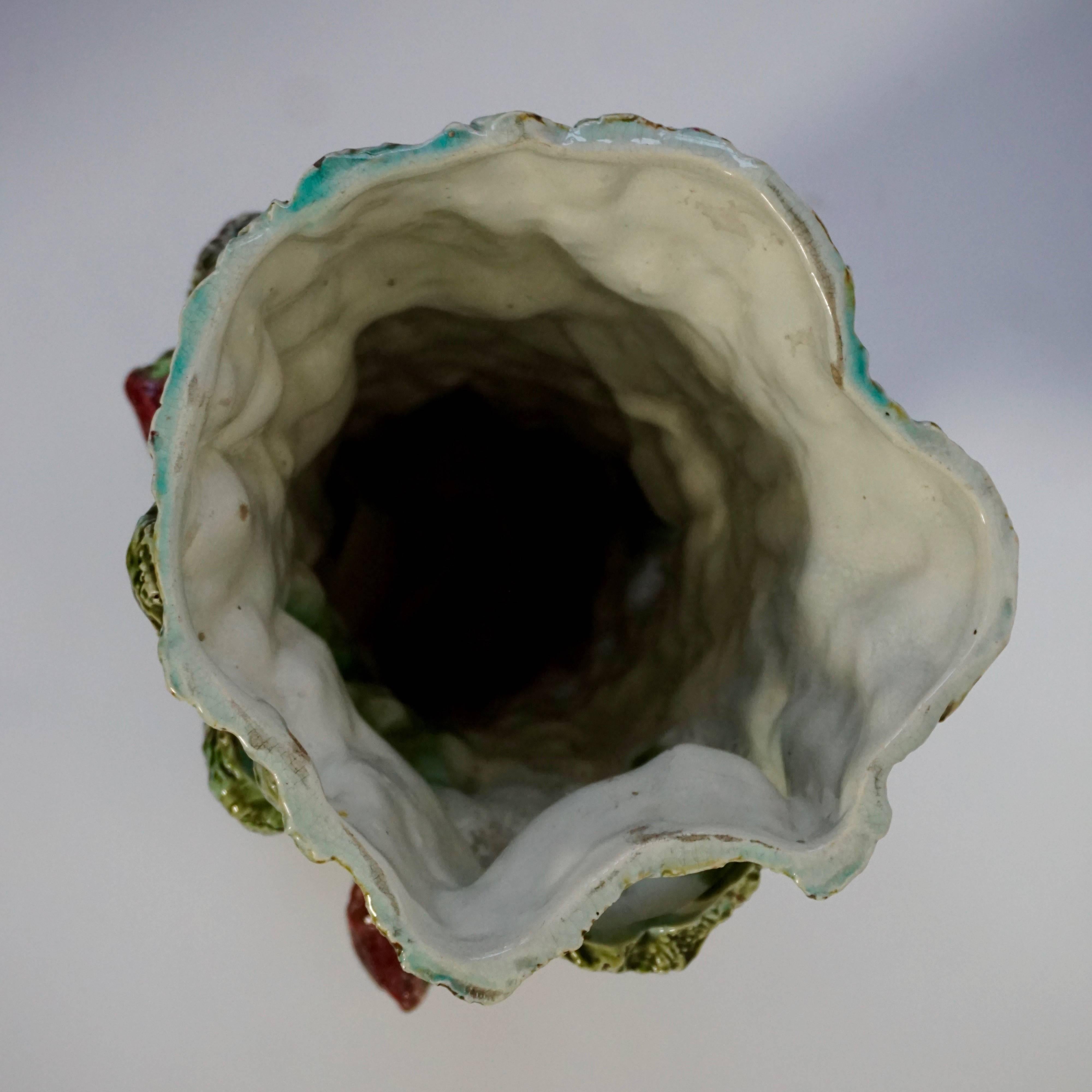 Vaso o portaombrelli in maiolica con uccelli in vendita 1