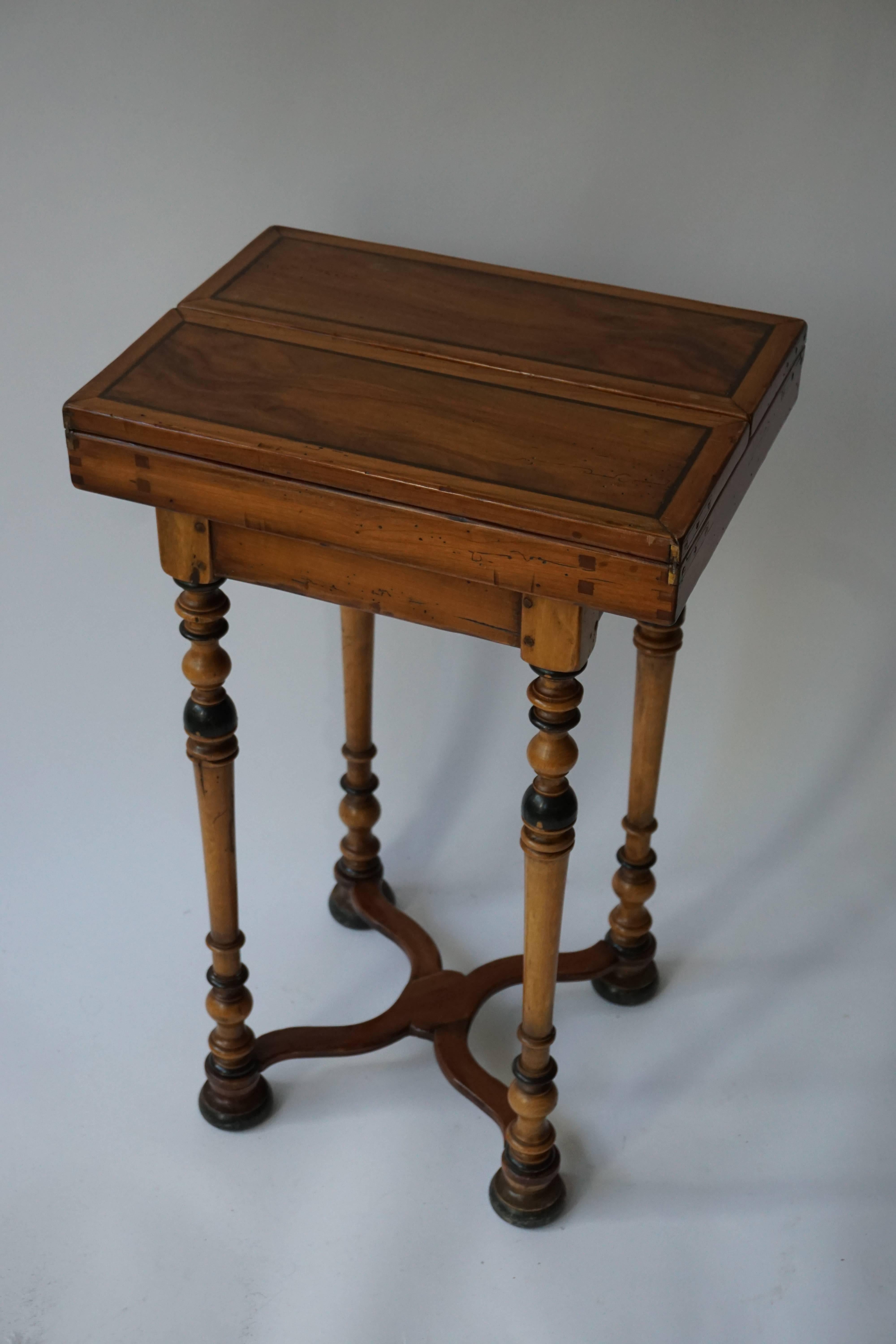 19th Century Antique Chess Board Games Table, circa 1880